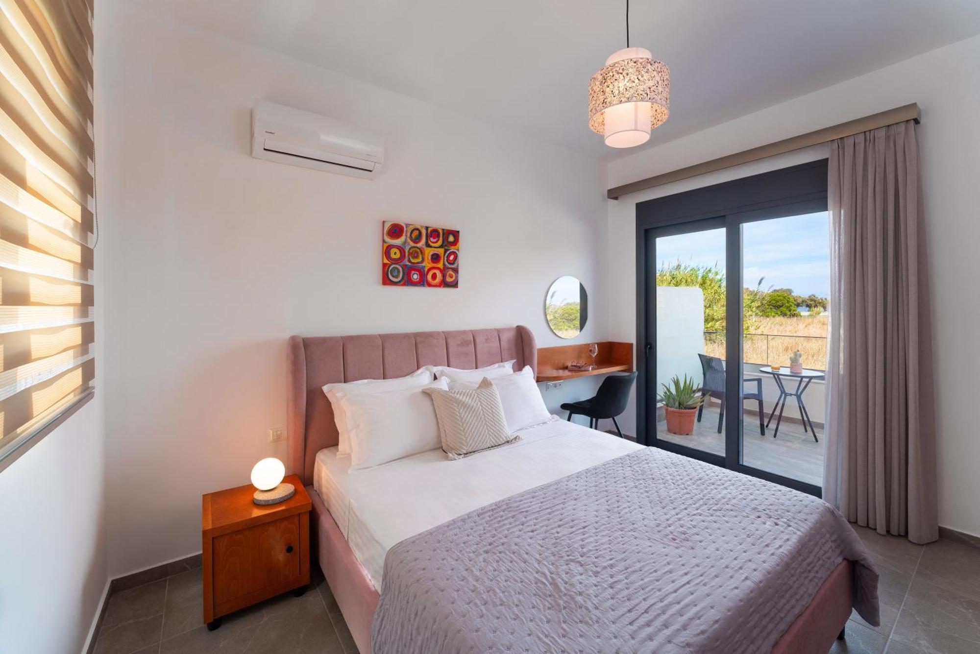 Lotus Luxury Apartment