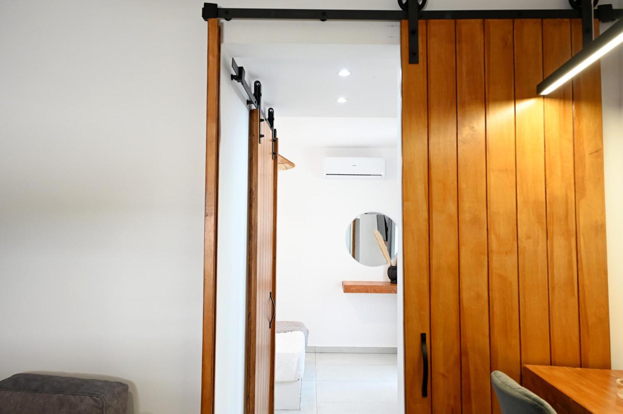 Aparthotel Beachfront Cycladic Irene Boutique Kanala