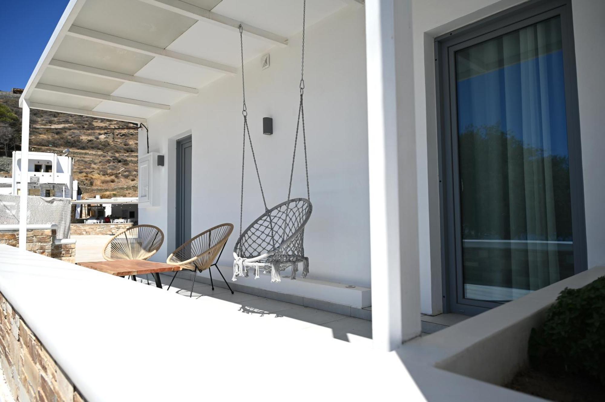 Beachfront Cycladic Irene Boutique *