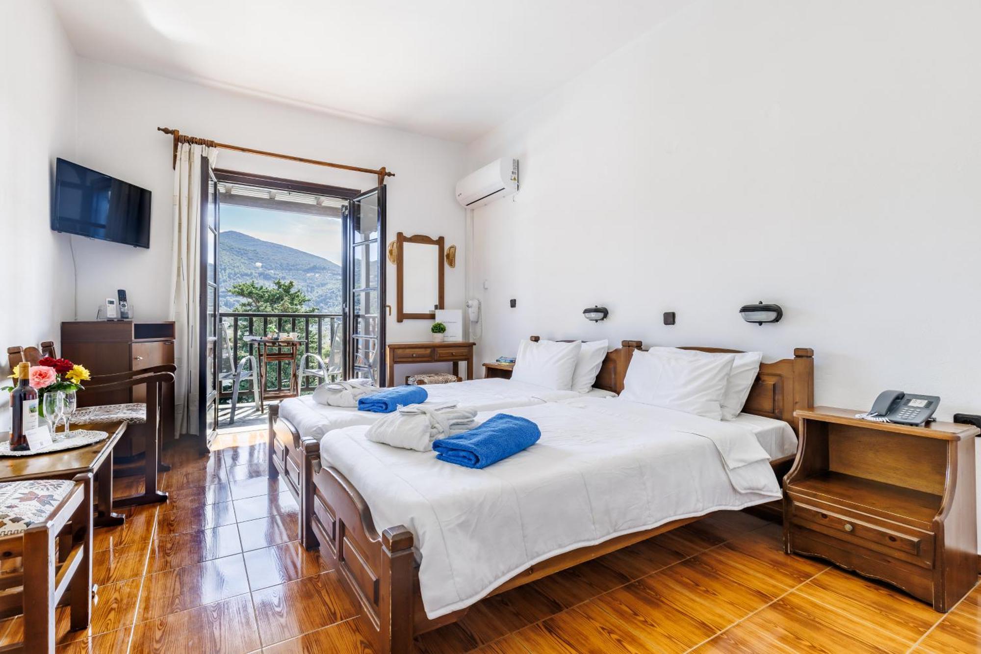 Hotel Dionyssos