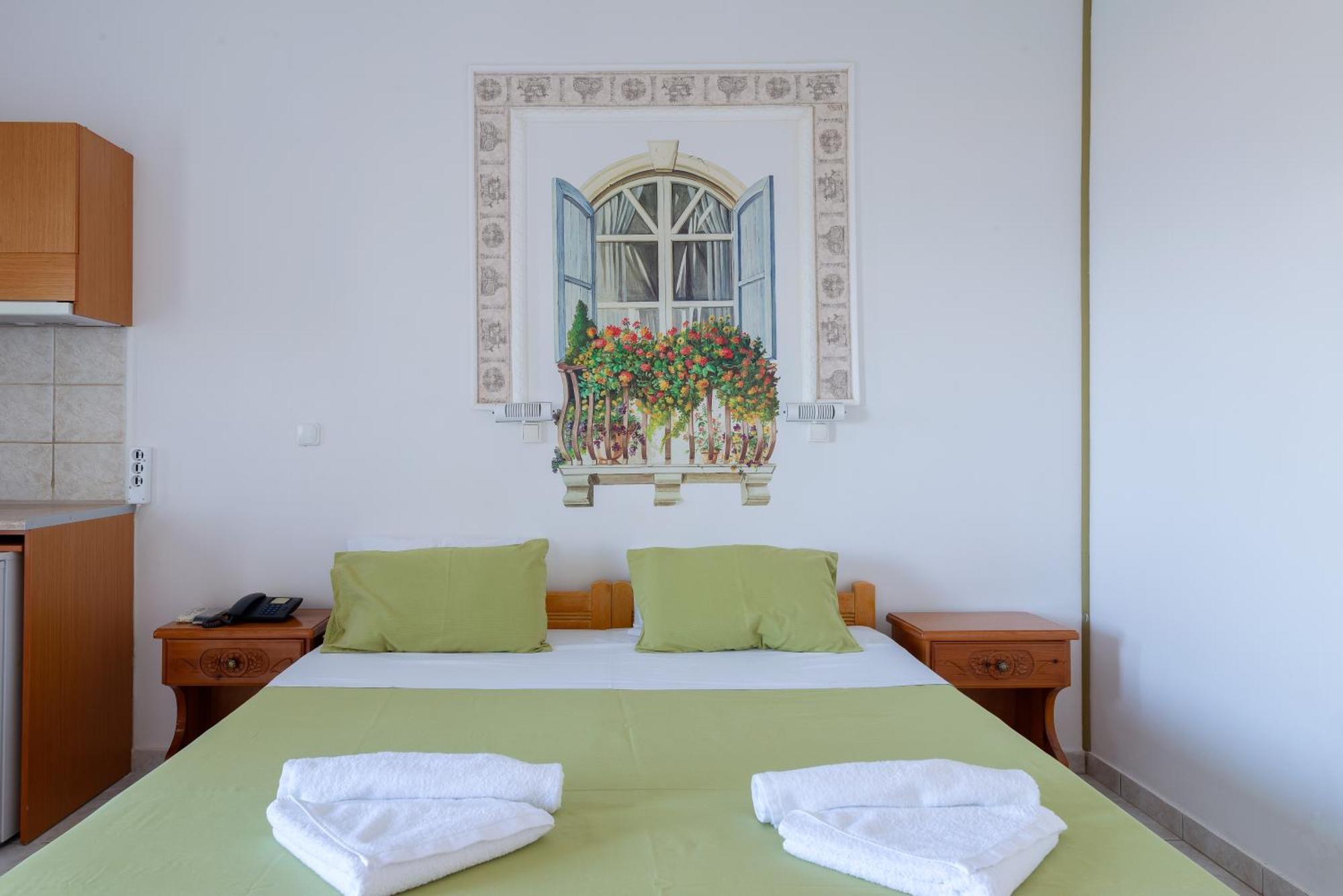 Marina Bay Aparthotel 2*