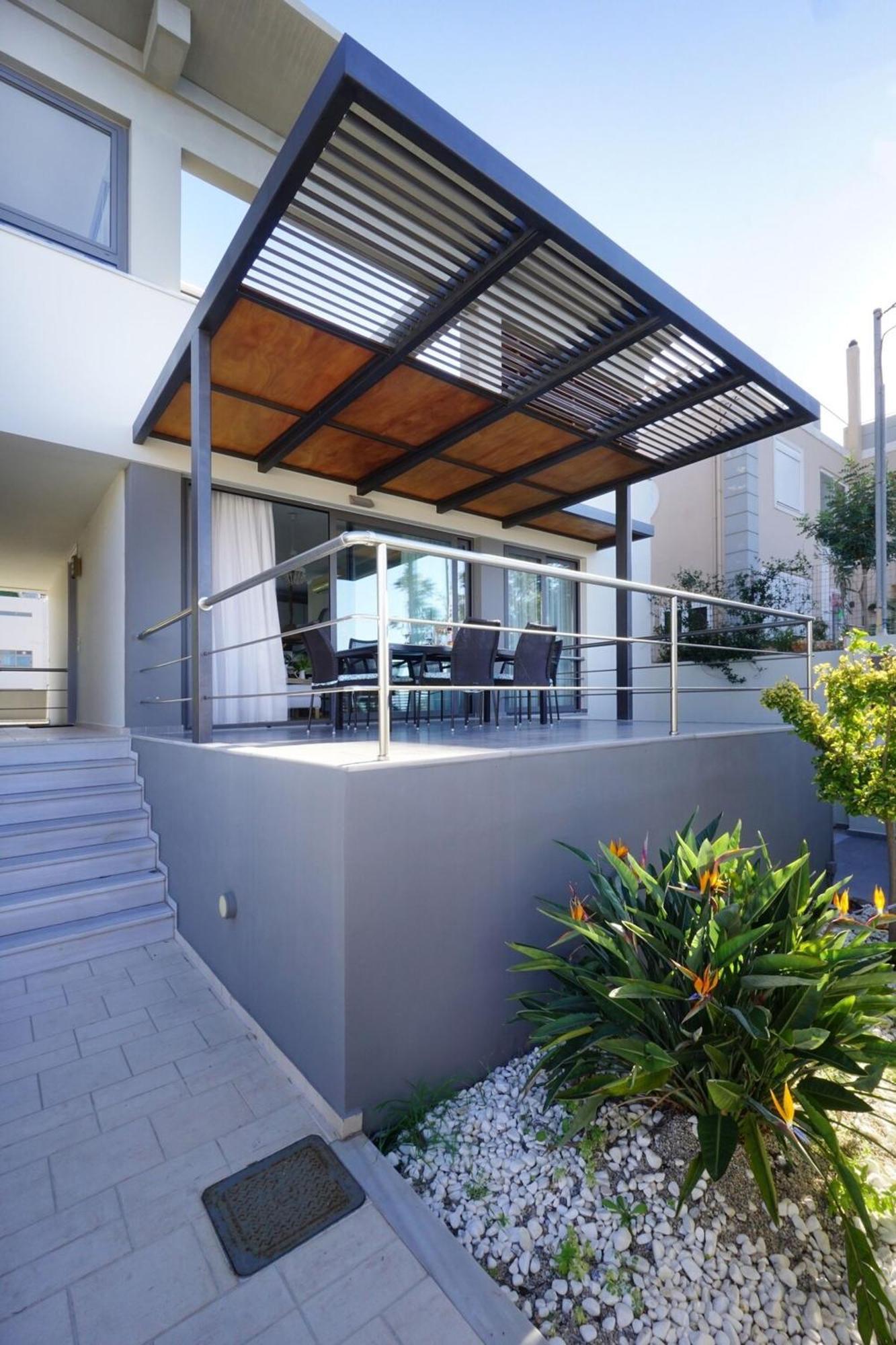 Apartment 3 Bdr 5 Km From The *