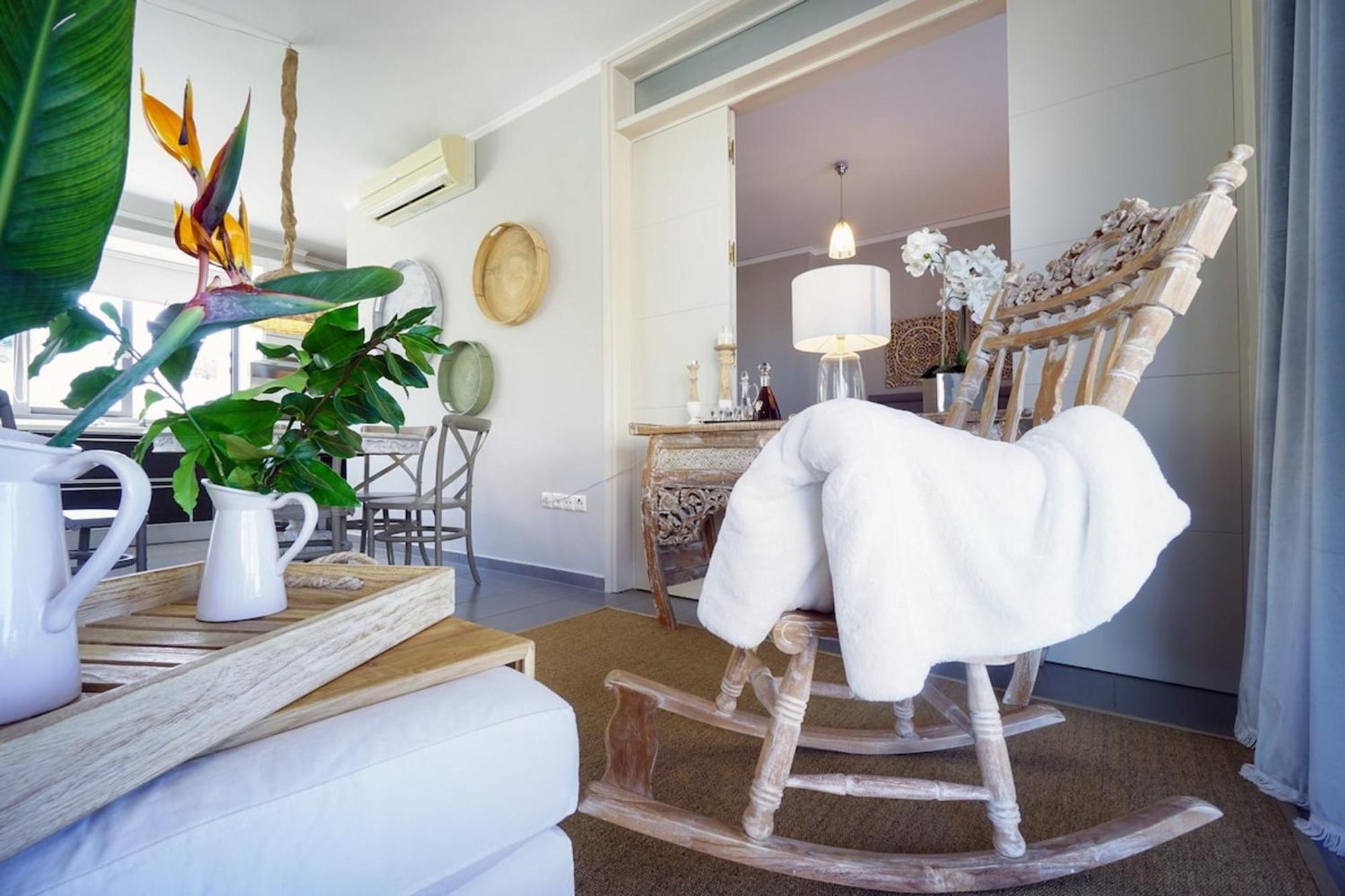 3 Bdr 5 Km From The Apartment