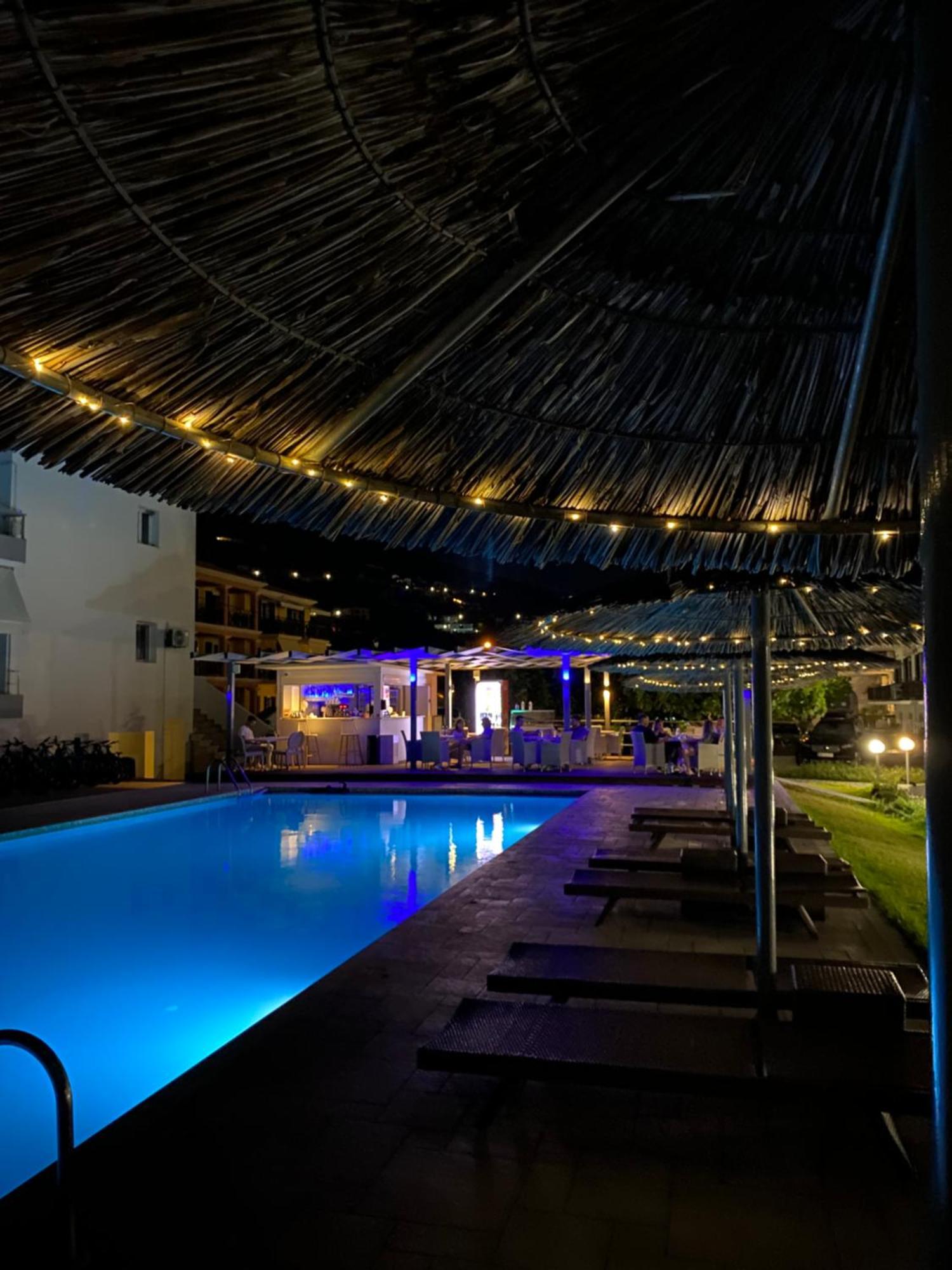 Hotel Surf