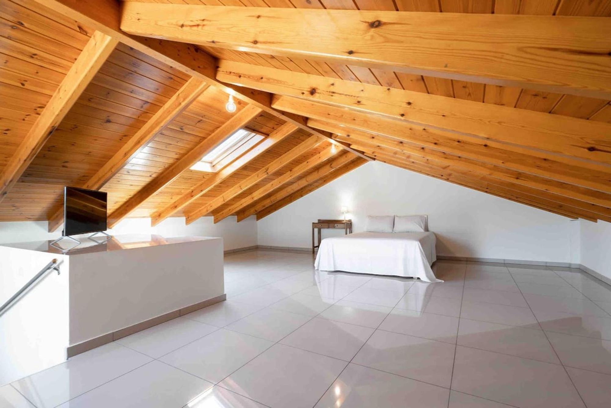 Isabella Luxury Living Rooftop Jacuzzi *