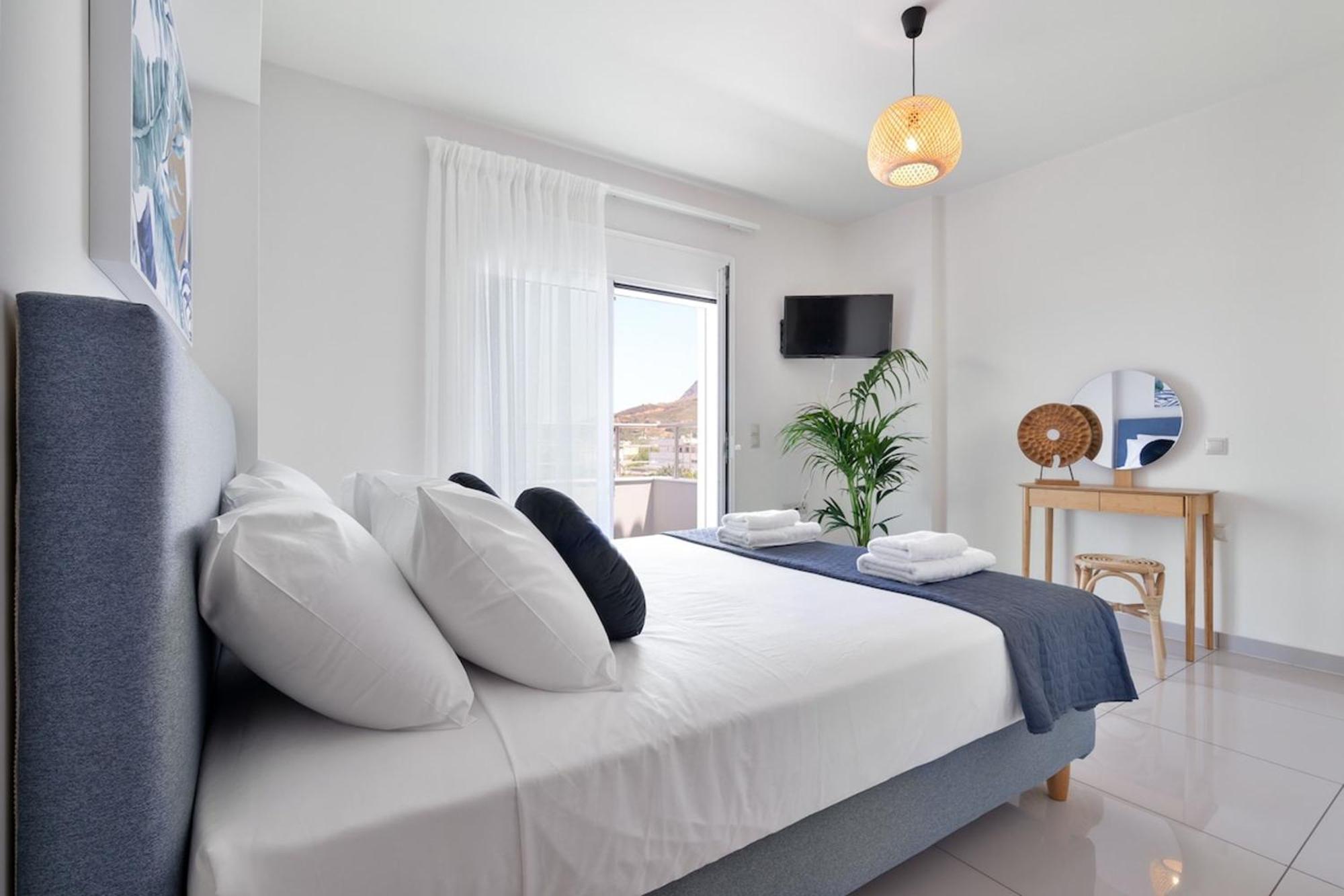 Isabella Luxury Living Rooftop Jacuzzi Villa