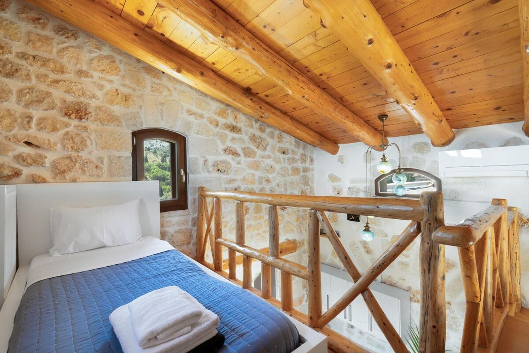 Aphrodite Private Heated Pool Holiday home *