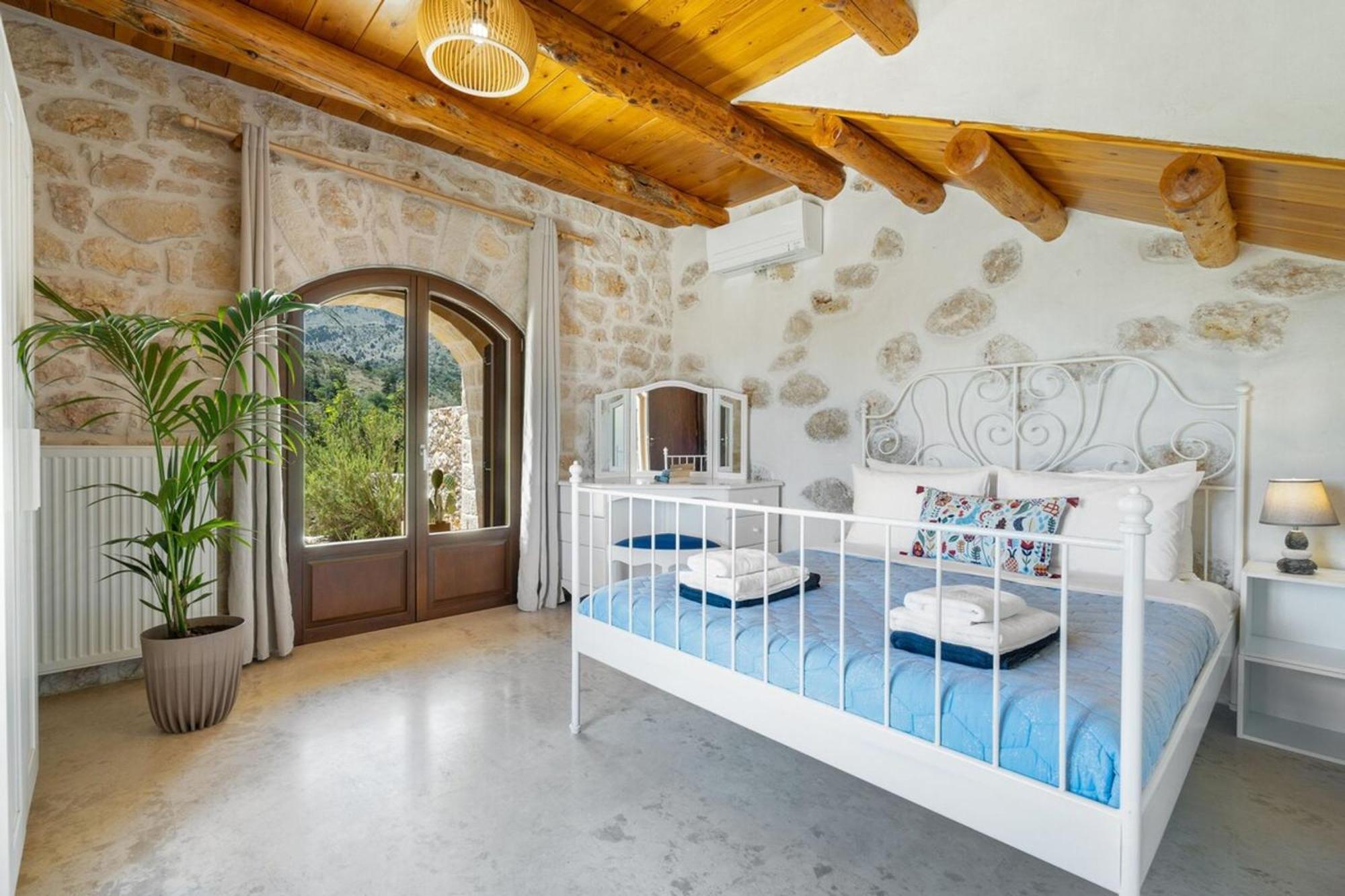 Holiday home Aphrodite Private Heated Pool Chania (Crete)