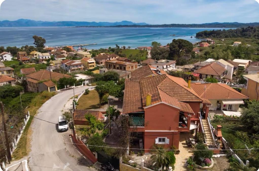Seaview - Calmare Holiday home Petriti (Corfu)