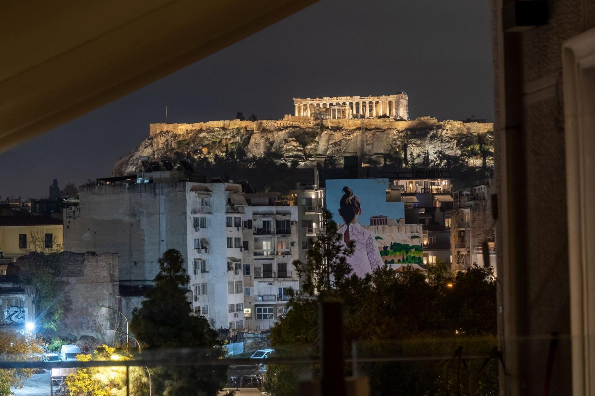 Apartment Patio & Acropolis View 2-bd Retreat *
