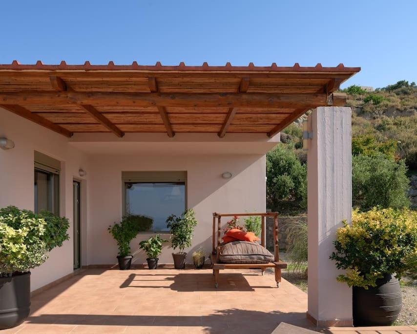 Villa Sunrise Villa, A Secluded Gem In South Crete *