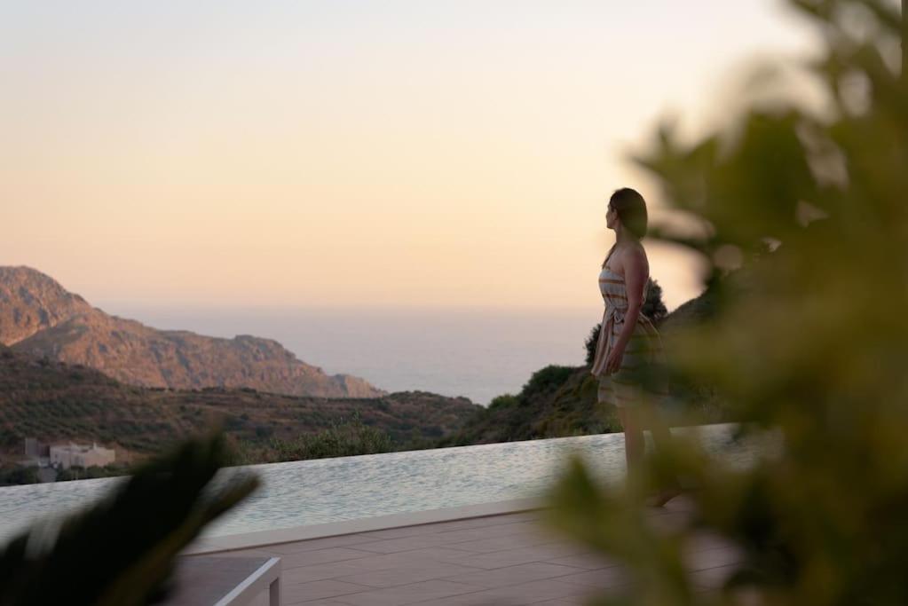 Villa Sunrise Villa, A Secluded Gem In South Crete *