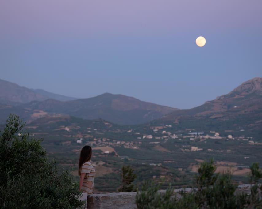 Villa Sunrise Villa, A Secluded Gem In South Crete Plakias