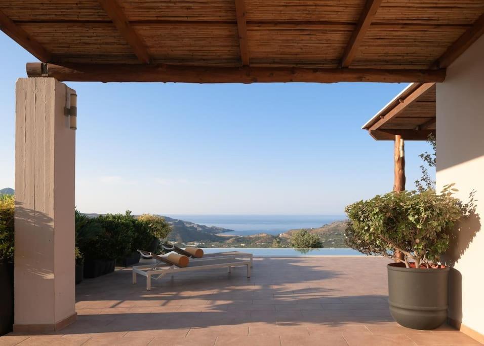 Villa Sunrise Villa, A Secluded Gem In South Crete