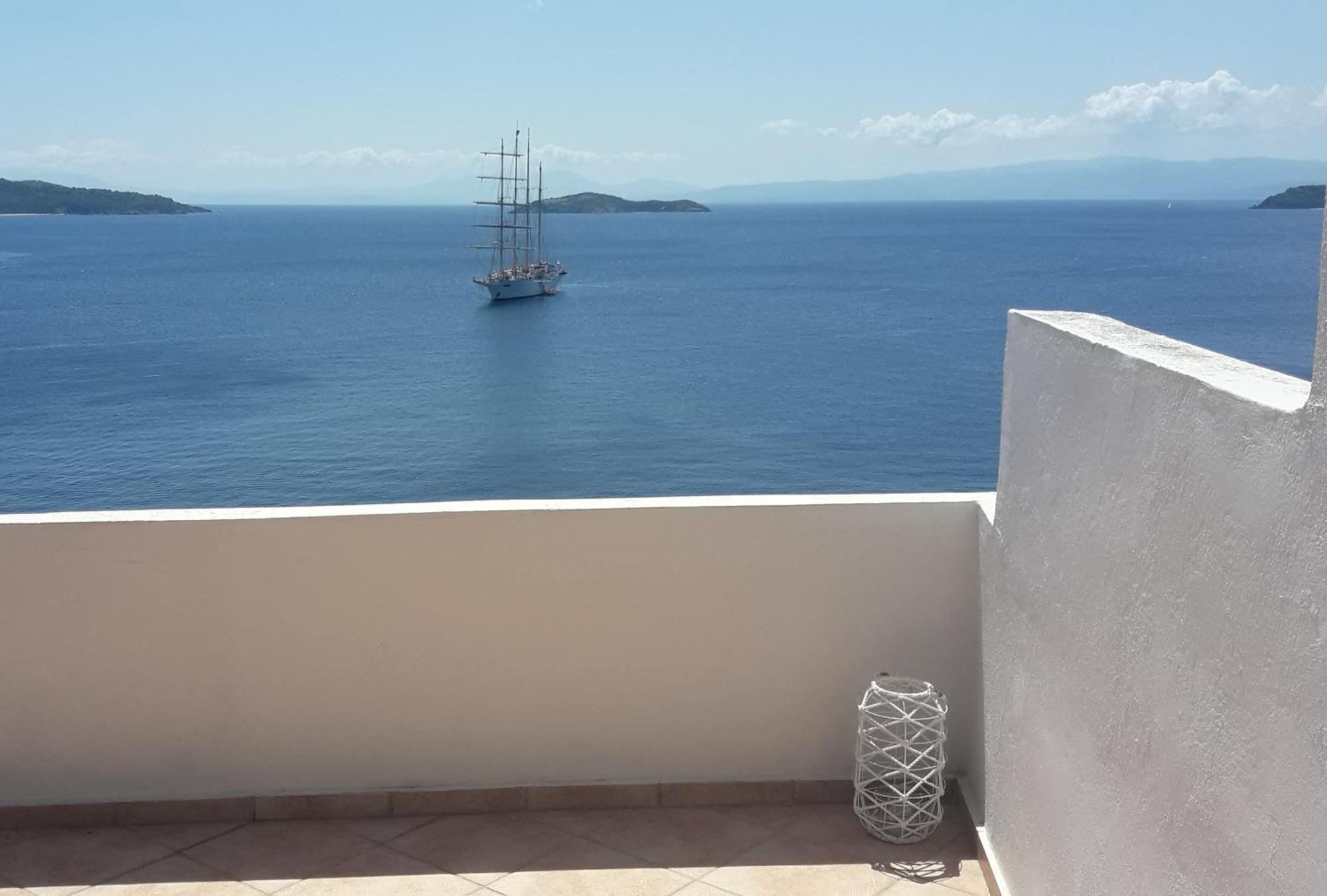 Infinity Blue House Holiday home *