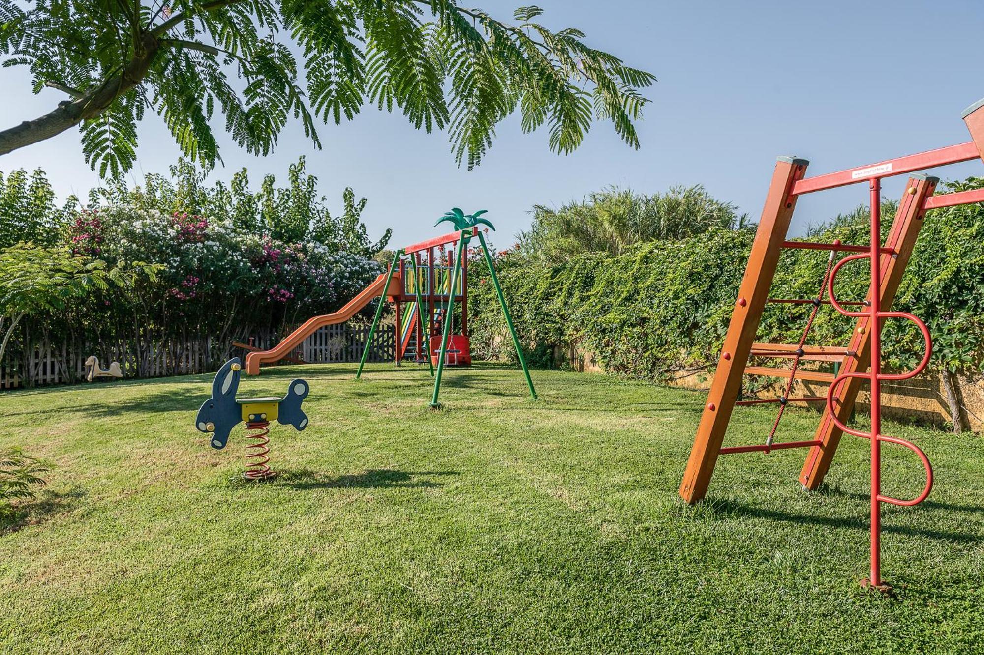 Cretan Dream & (adults Only) Resort 4*