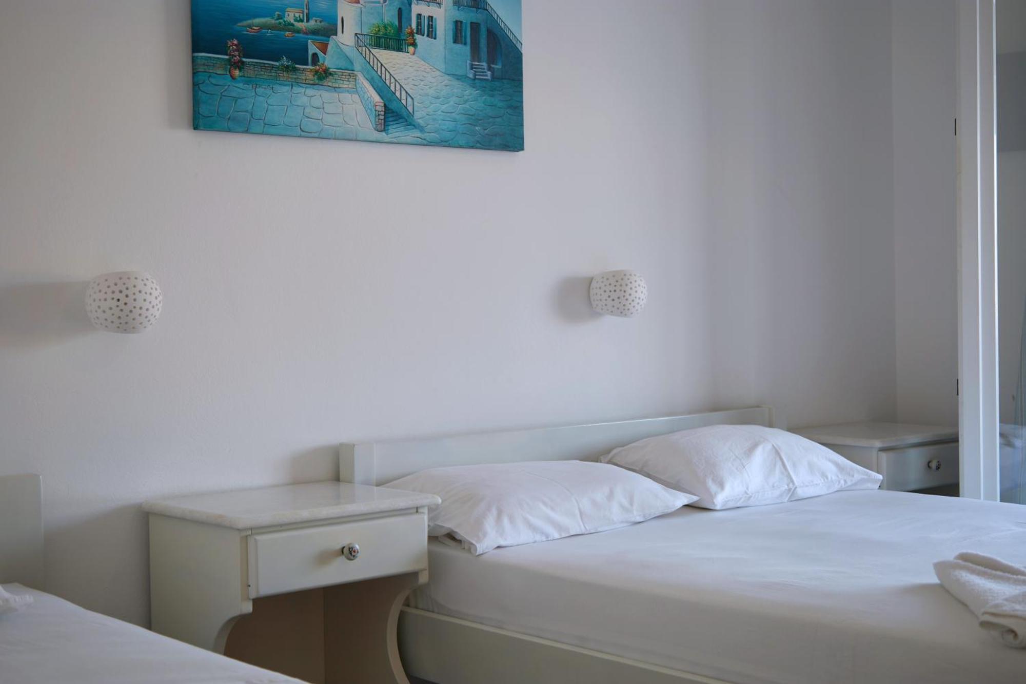 Theologos Place Antiparos