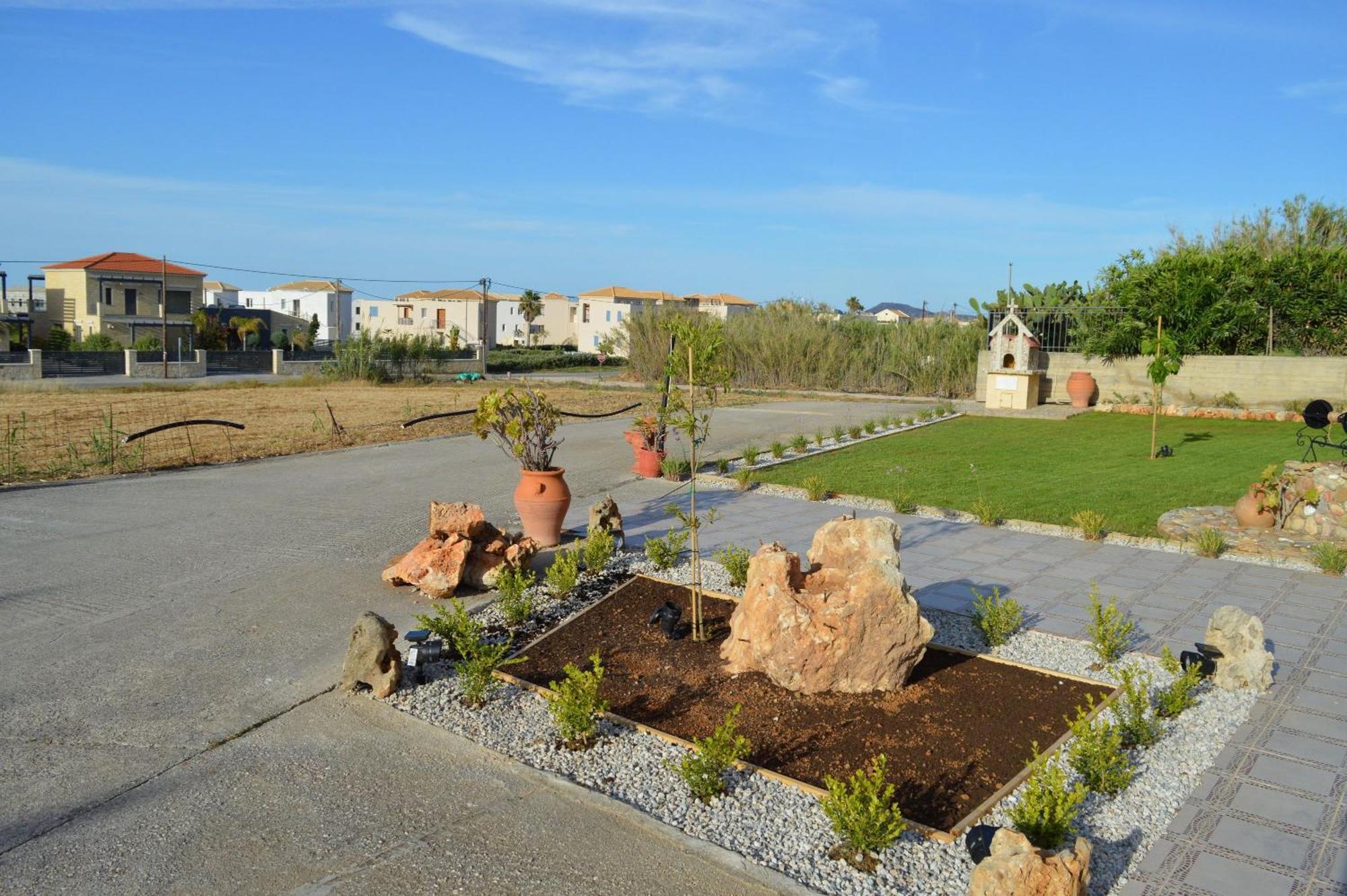 Maleme Ocean Front Serenity Apartment