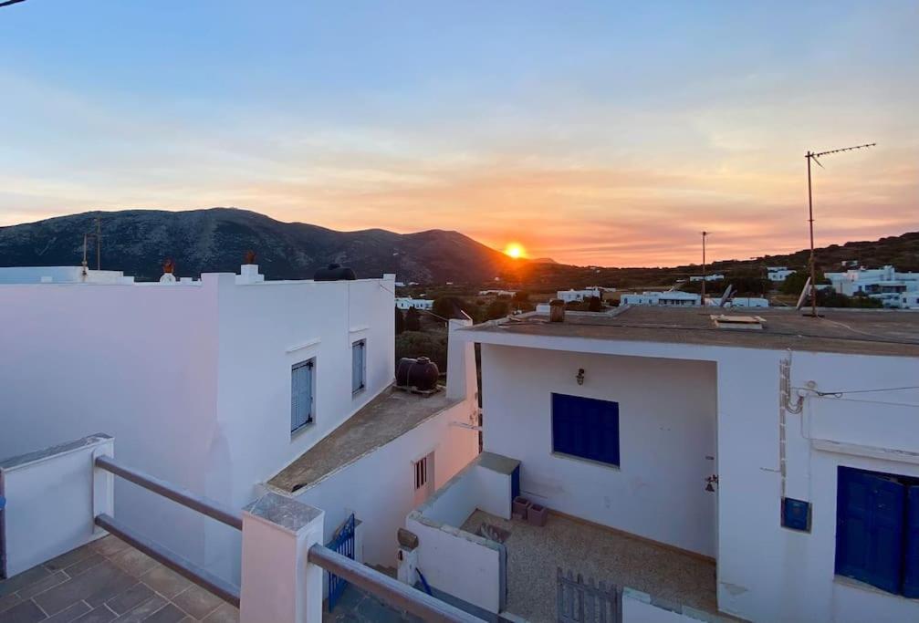 White Escape Holiday home Artemonas