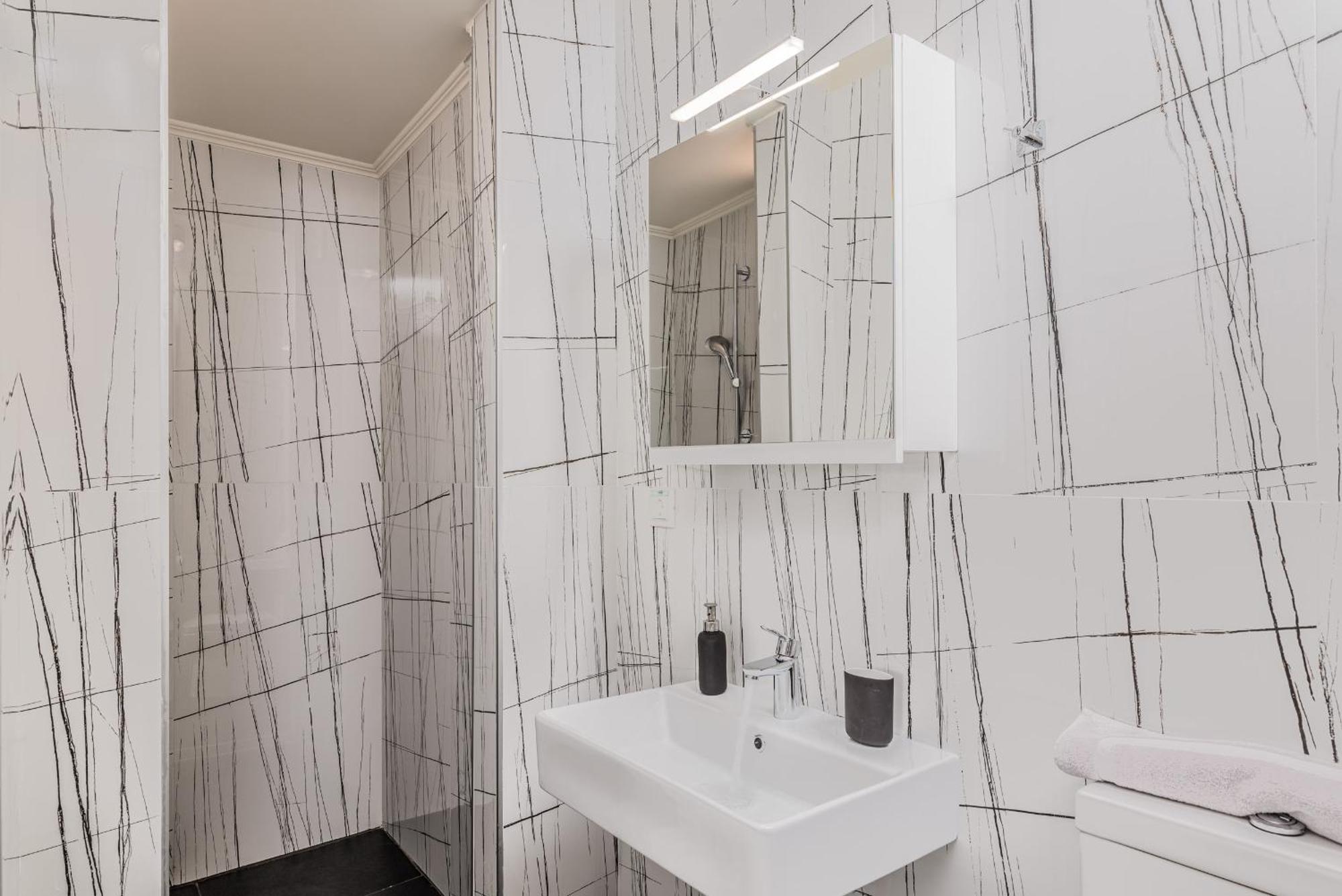 Heaven's Door Apartment Samos Town