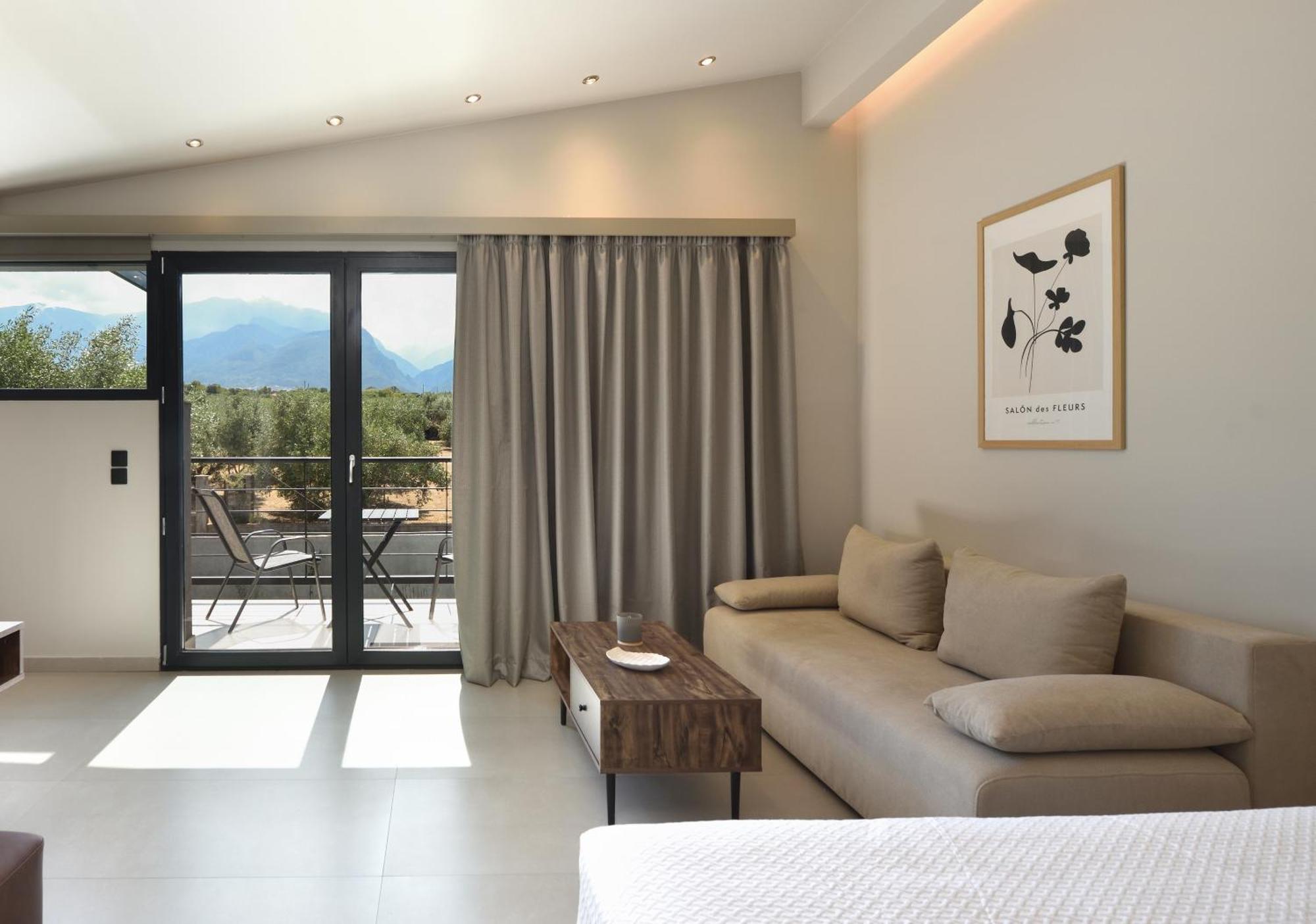 Aparthotel Olive All-seasons Suites, Panel Hospitality Homes &