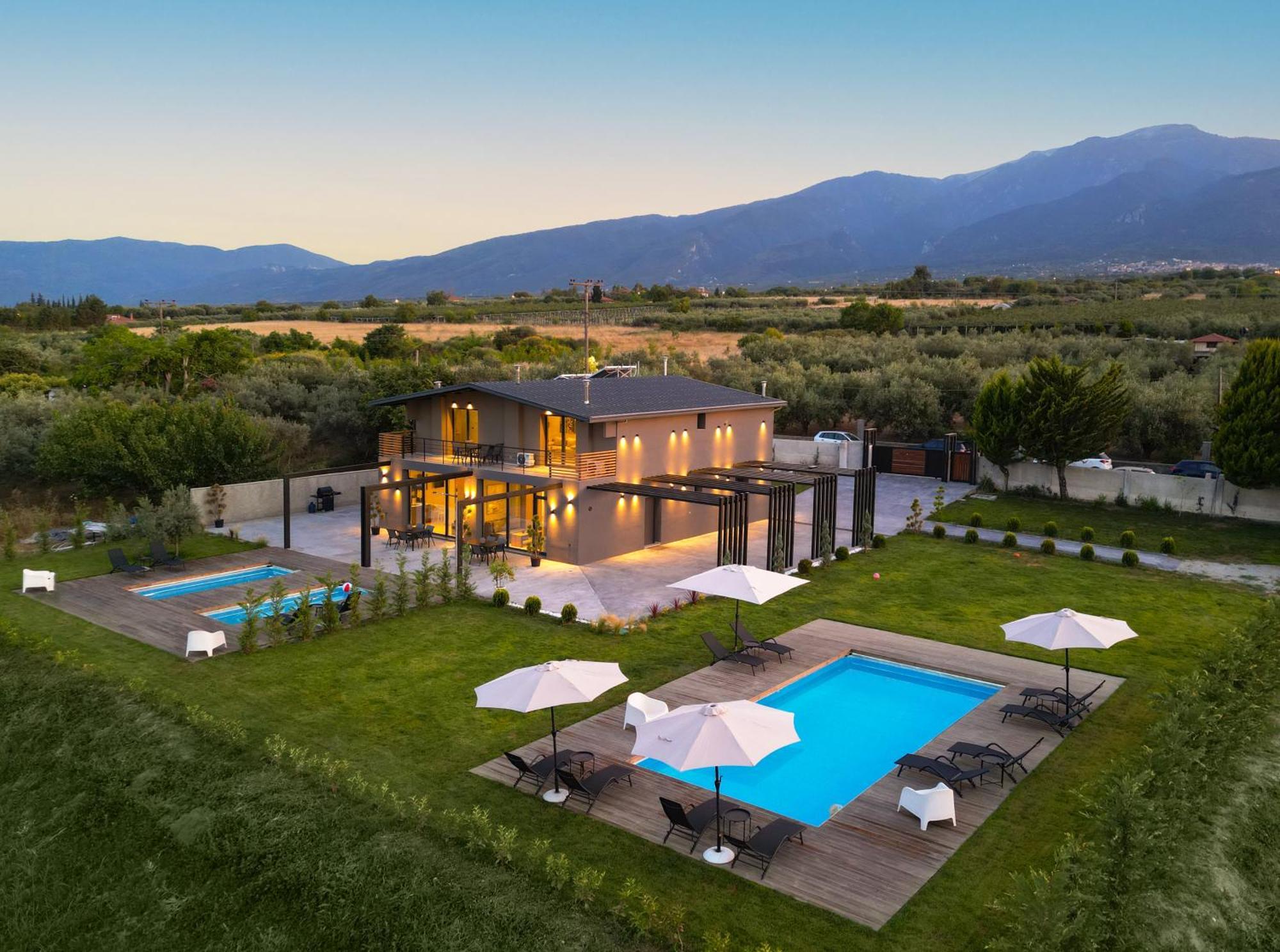 Olive All-seasons Suites, Panel Hospitality Homes & * Litochoro