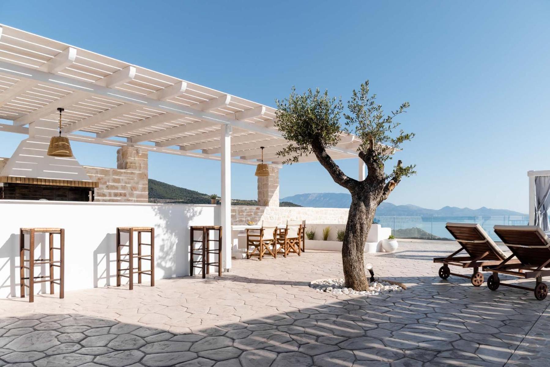 Meganisi * Agios Nikolaos (Zakynthos)