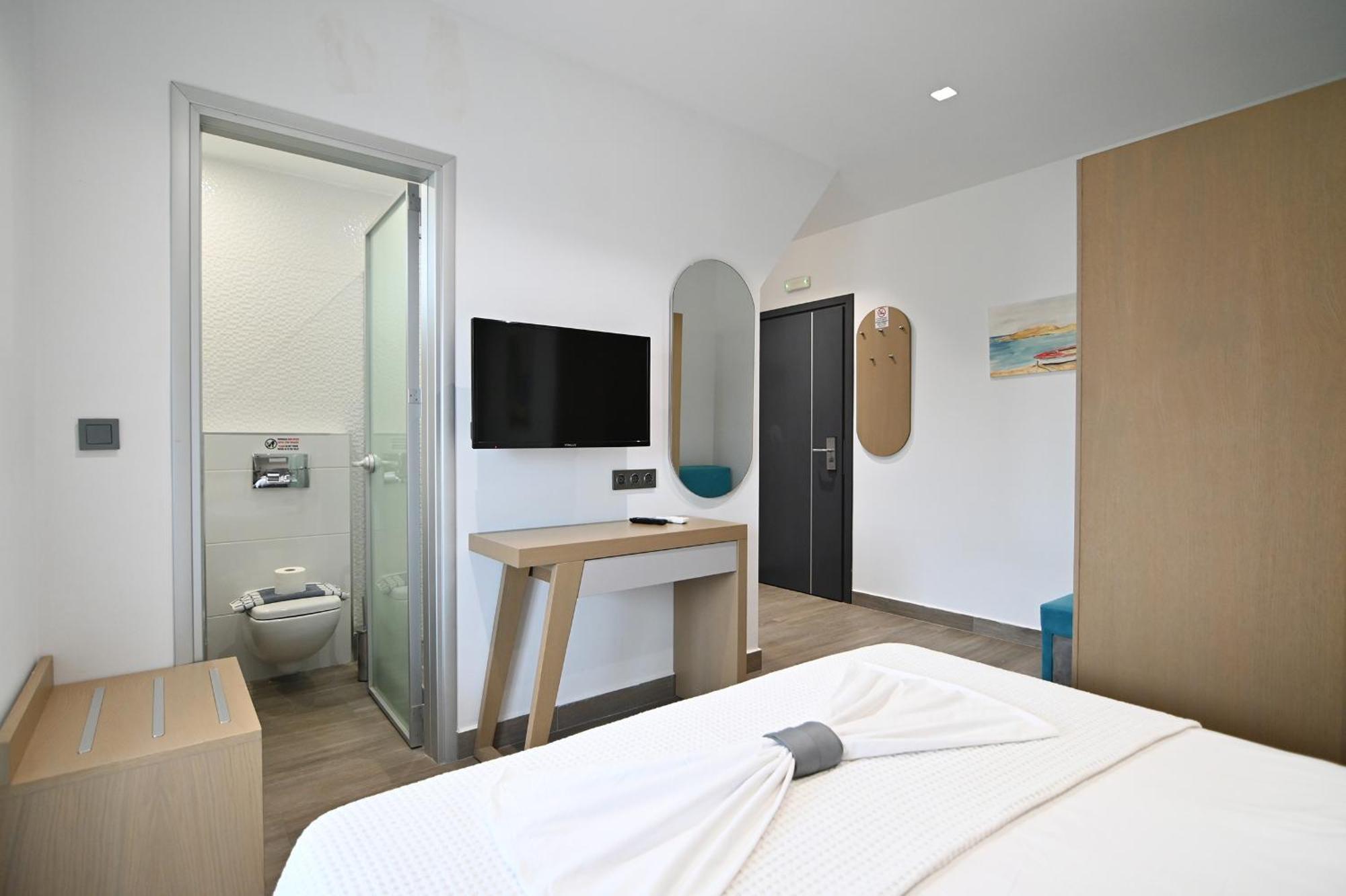 Amalia Sea View Apartment Nea Vrasna