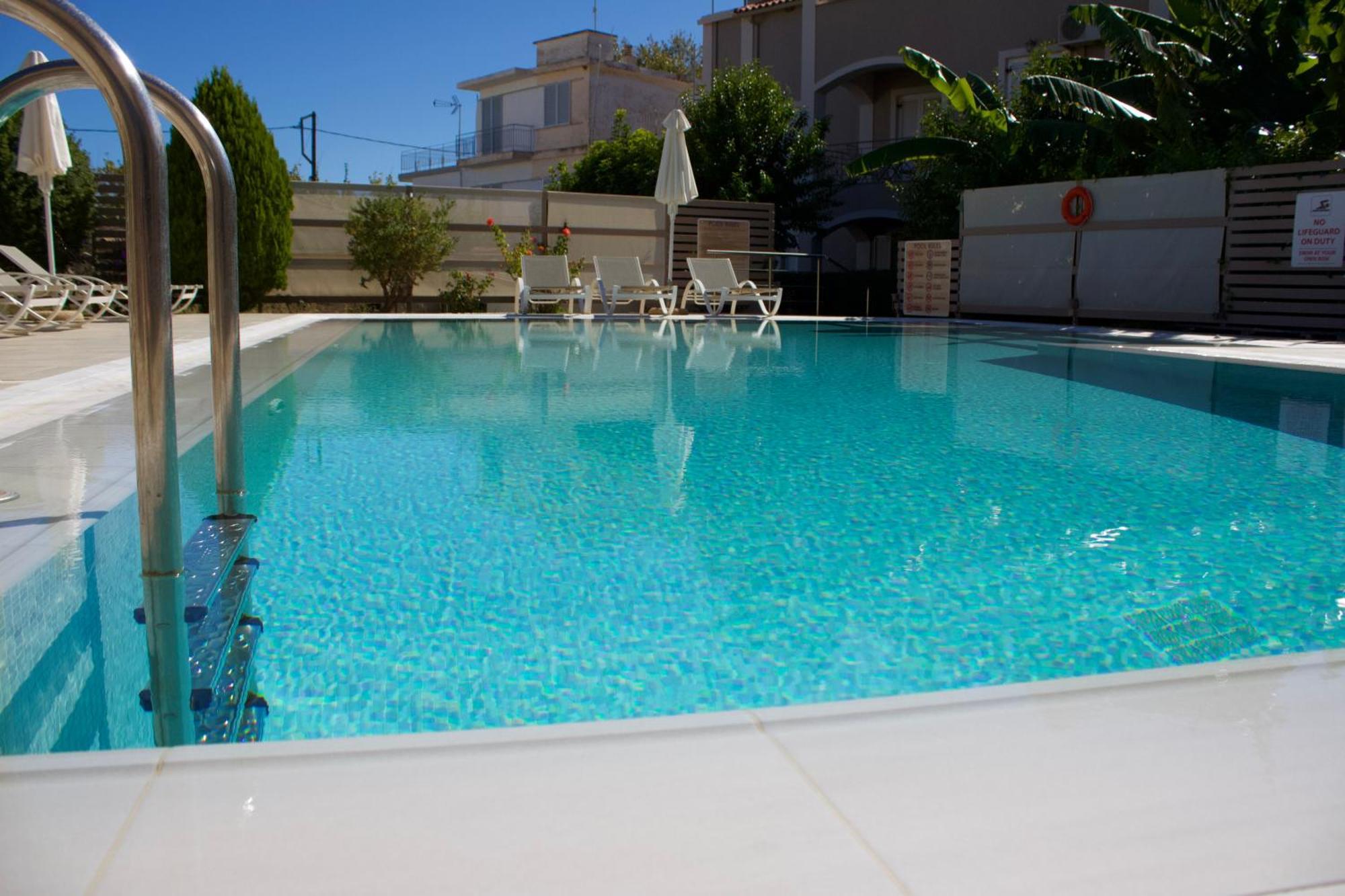 Notos Luxury *