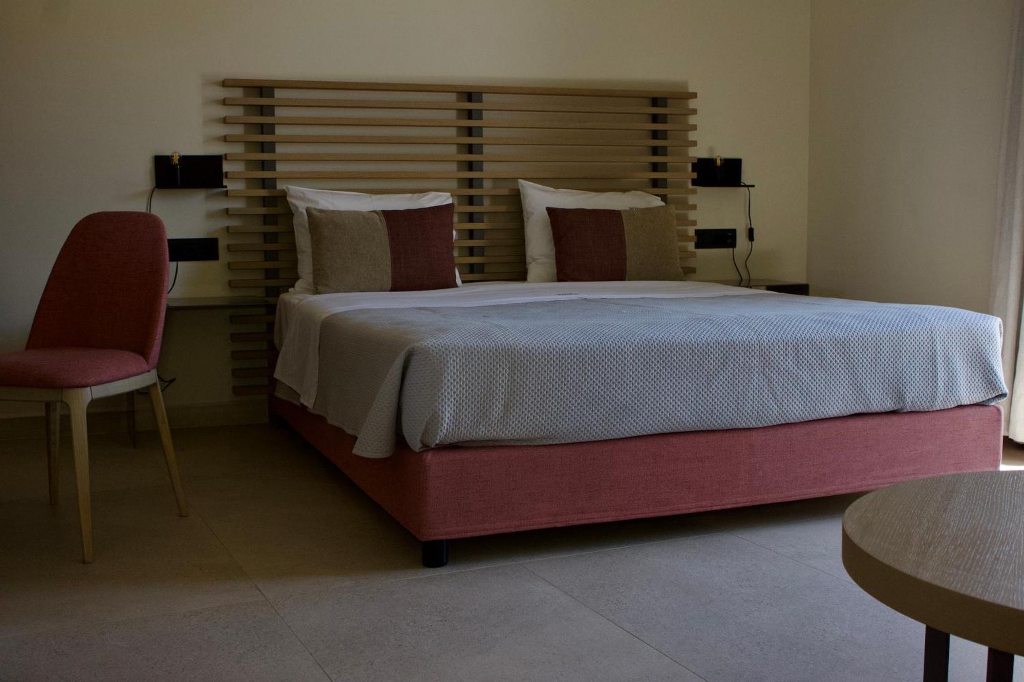Notos Luxury Apartment *