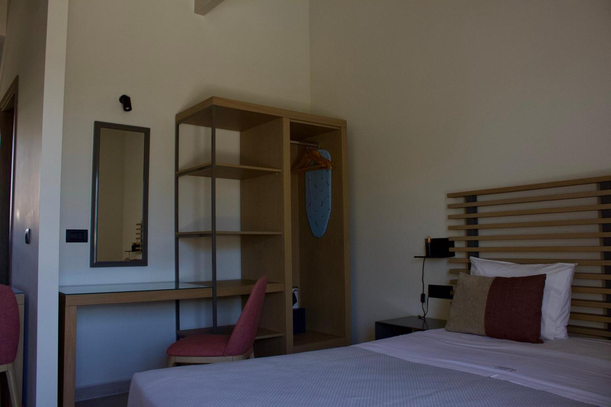 Notos Luxury Apartment