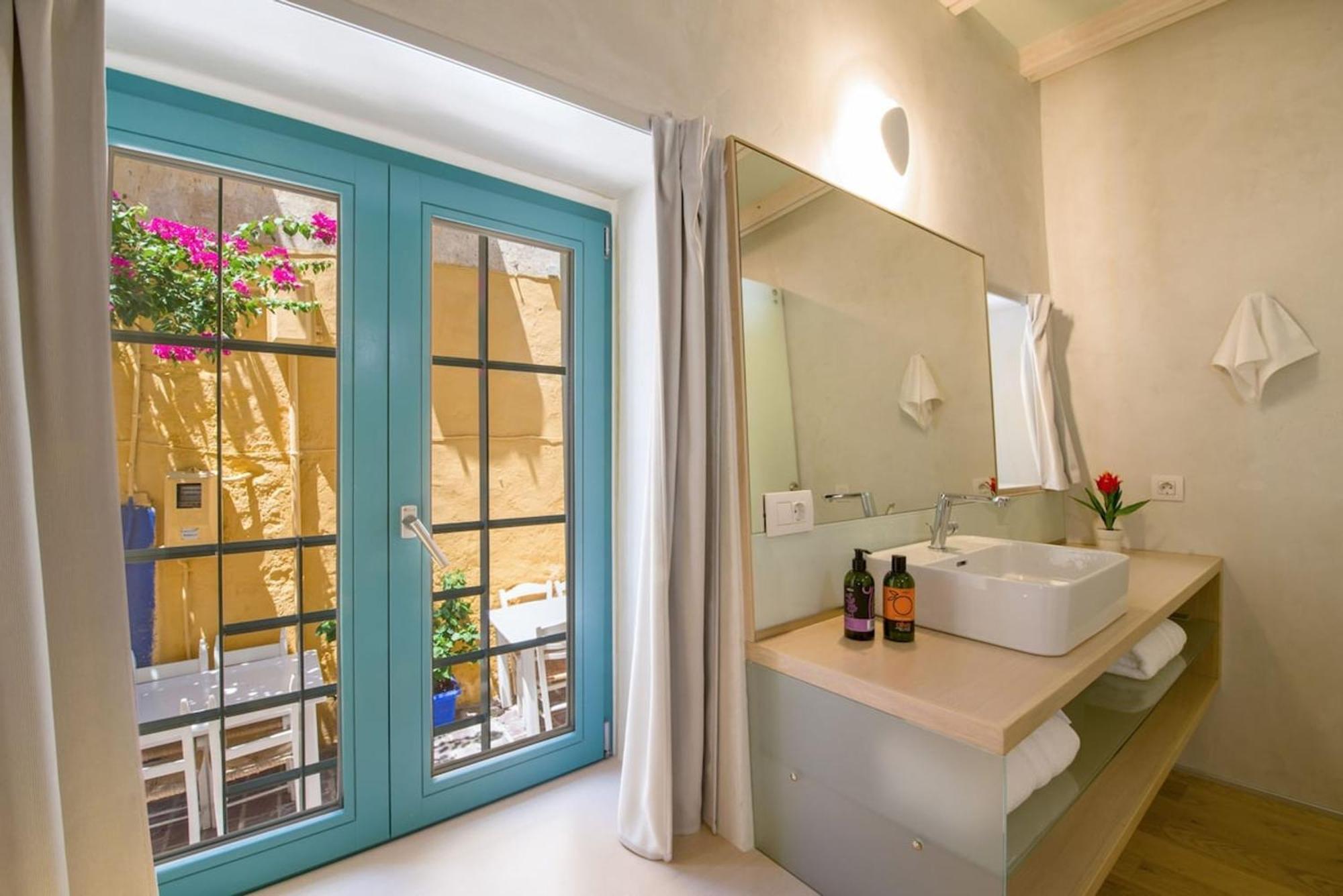 Olvia - Historic In Chania Holiday home