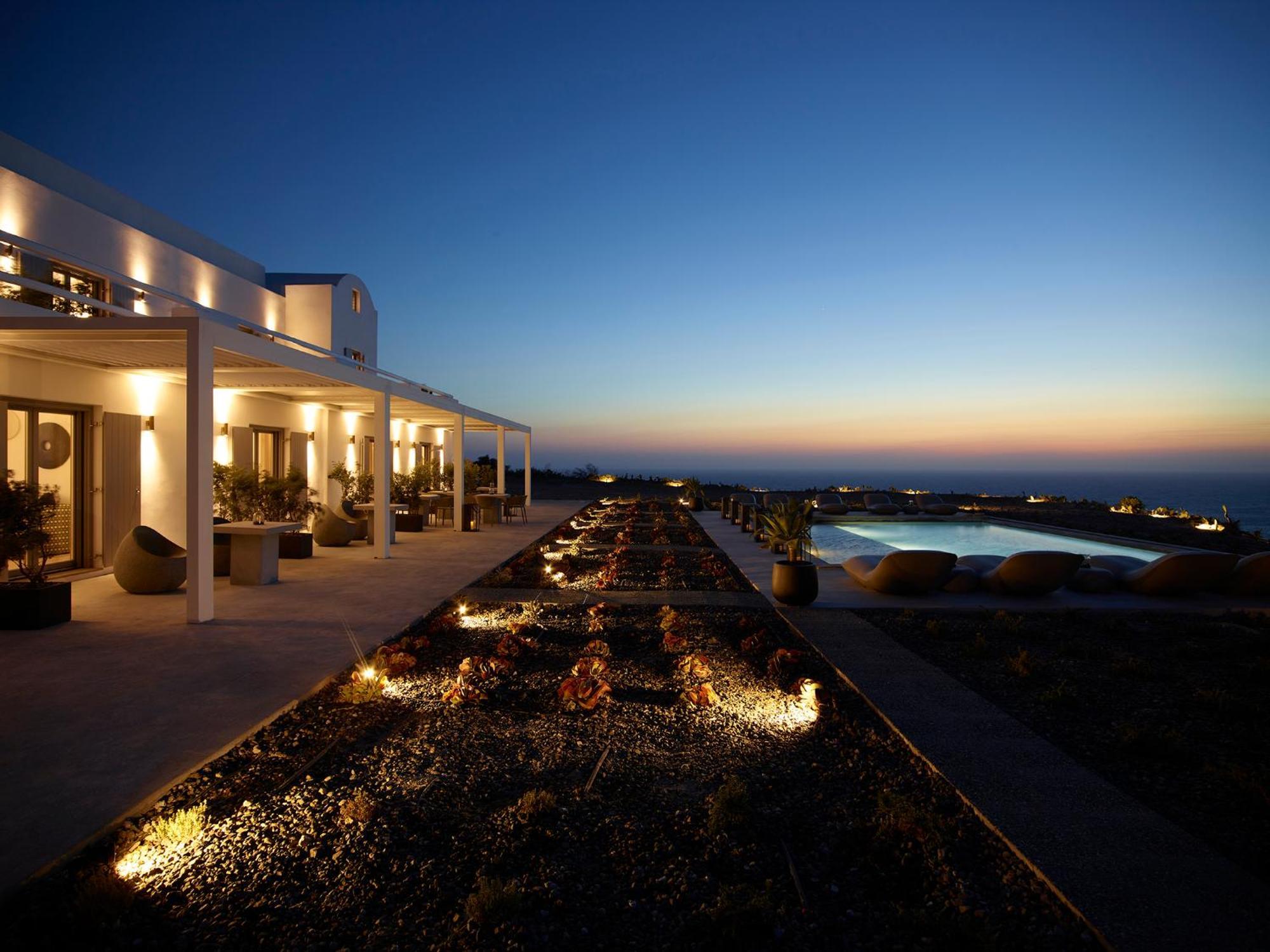 Absolute Paradise Santorini Apartment