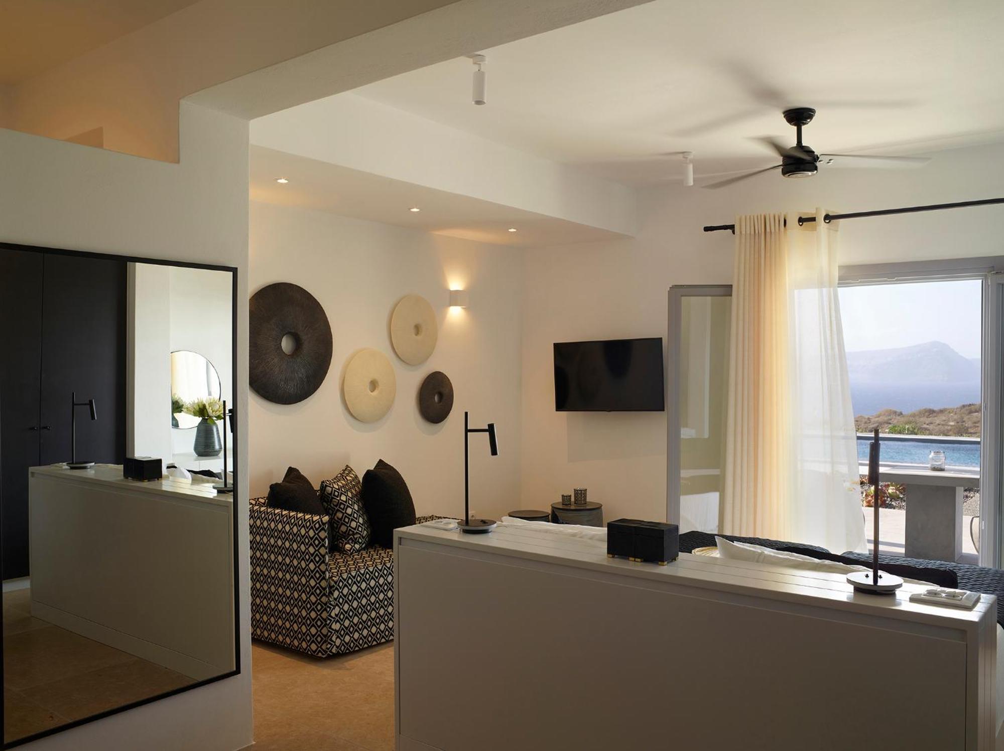Absolute Paradise Santorini Apartment
