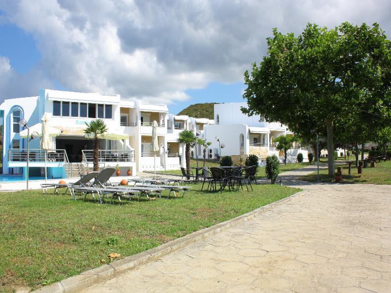 Skion Palace Hotel-bungalows & Boutique Nea Skioni