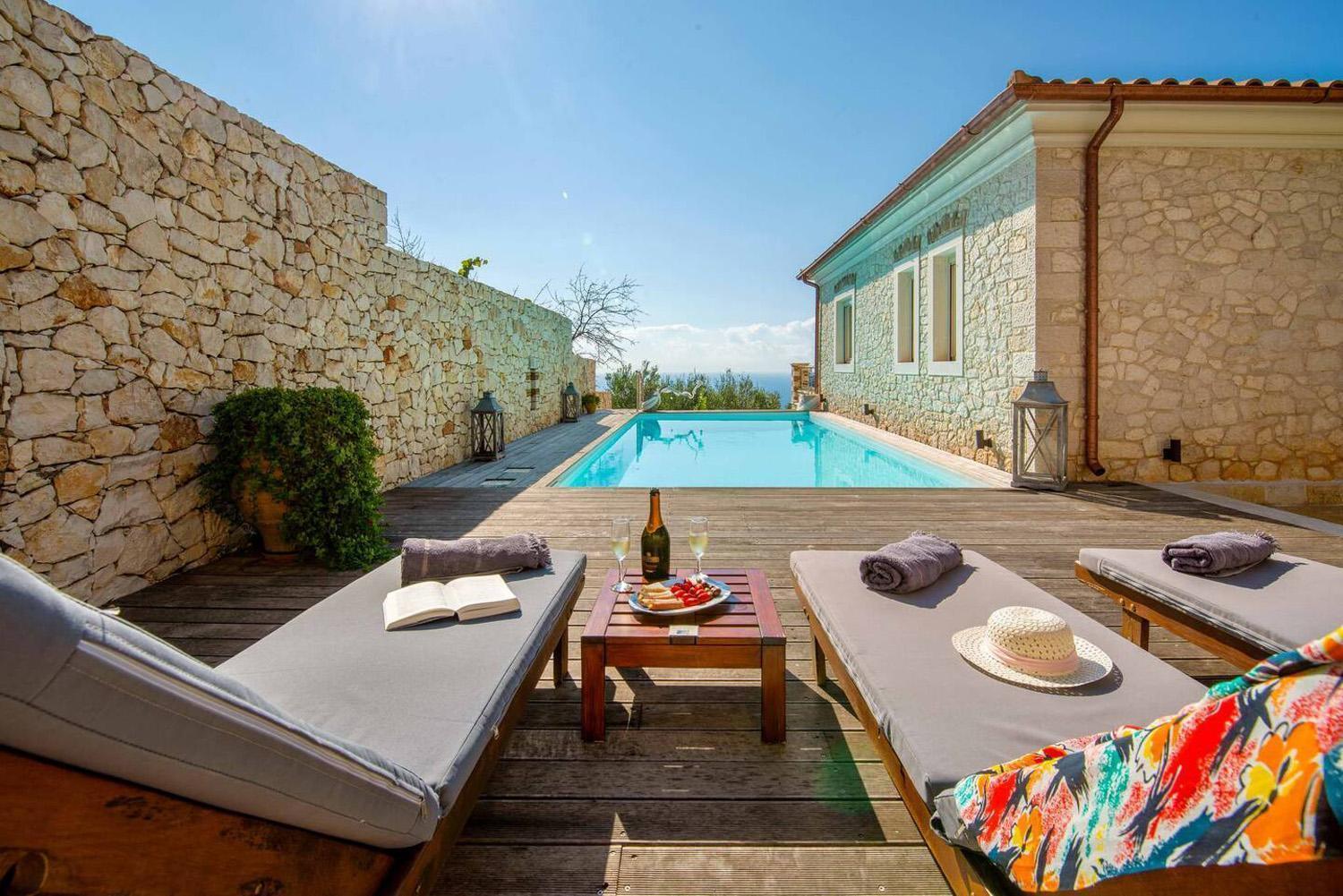 Lithos Holiday home Vlachopoulatika