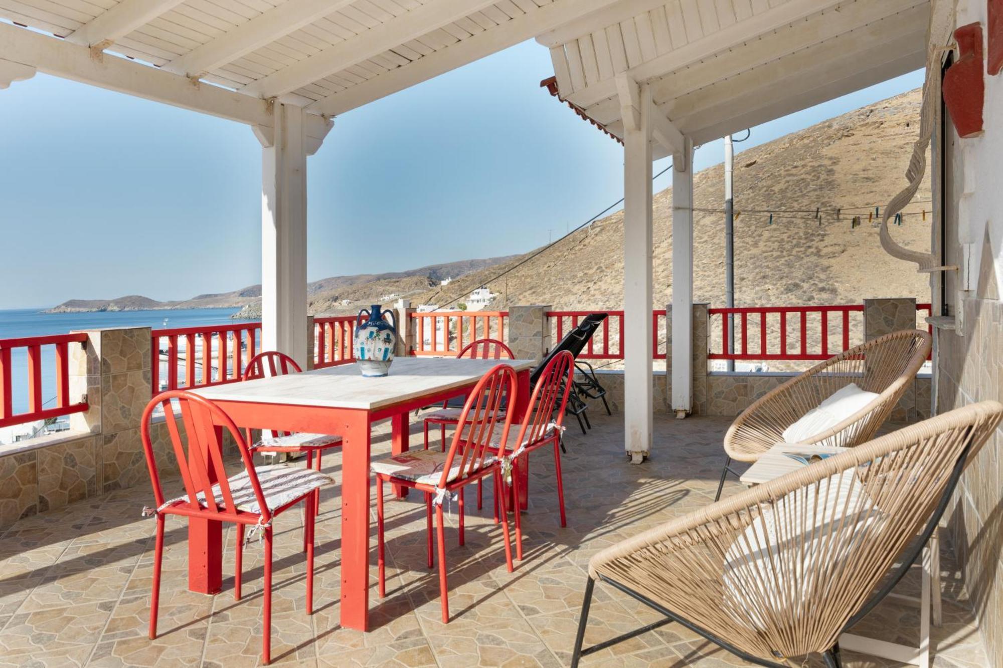 Christina 2 Kythnos Villa *