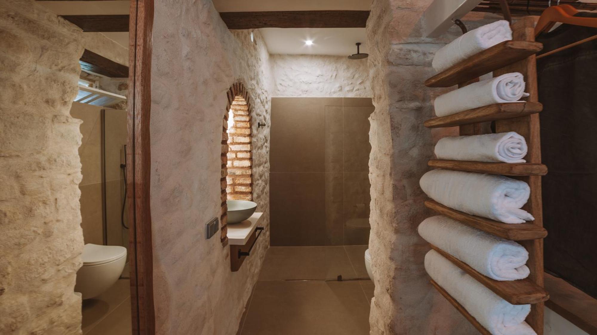 Hotel Pargas Distillery