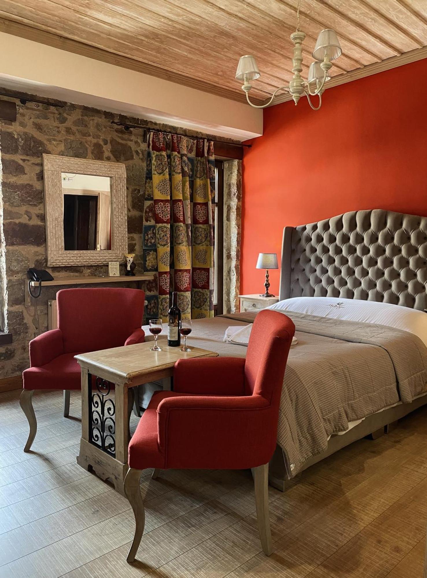 Alexandros Guest house 4*