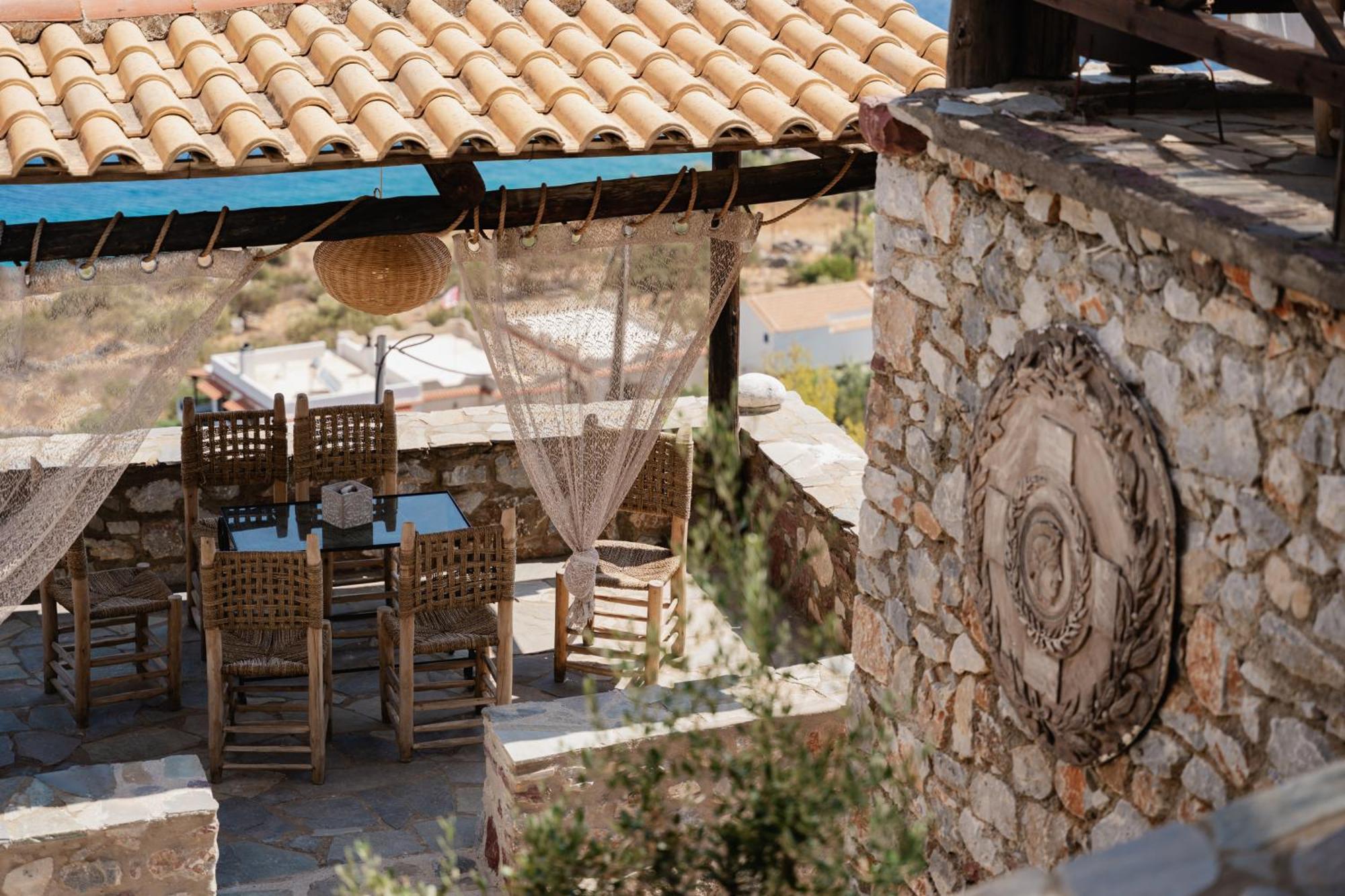 Guest house Castle Rizaraki