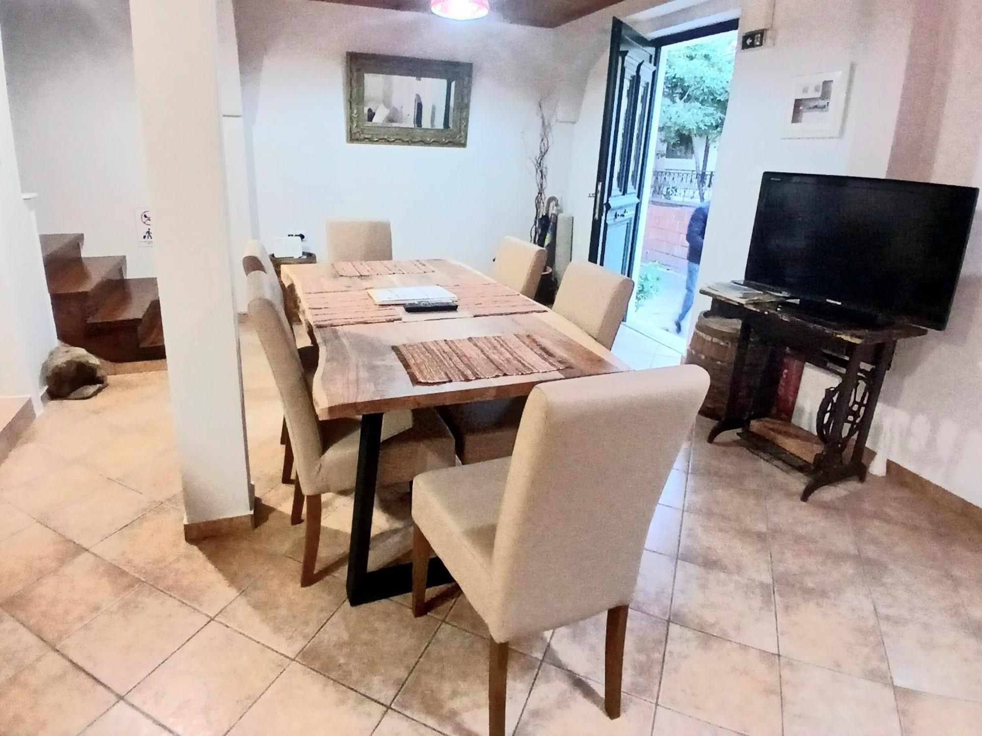 Apartment Hellenes House *