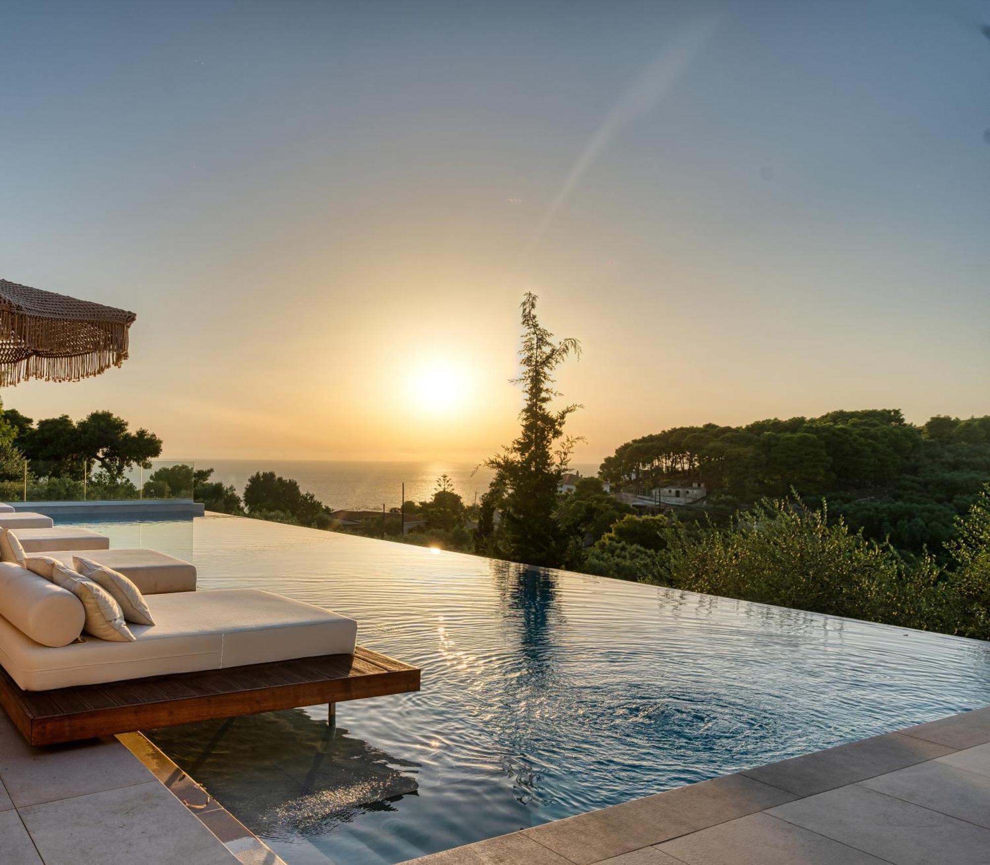 Myzith Luxury Hotel 3*