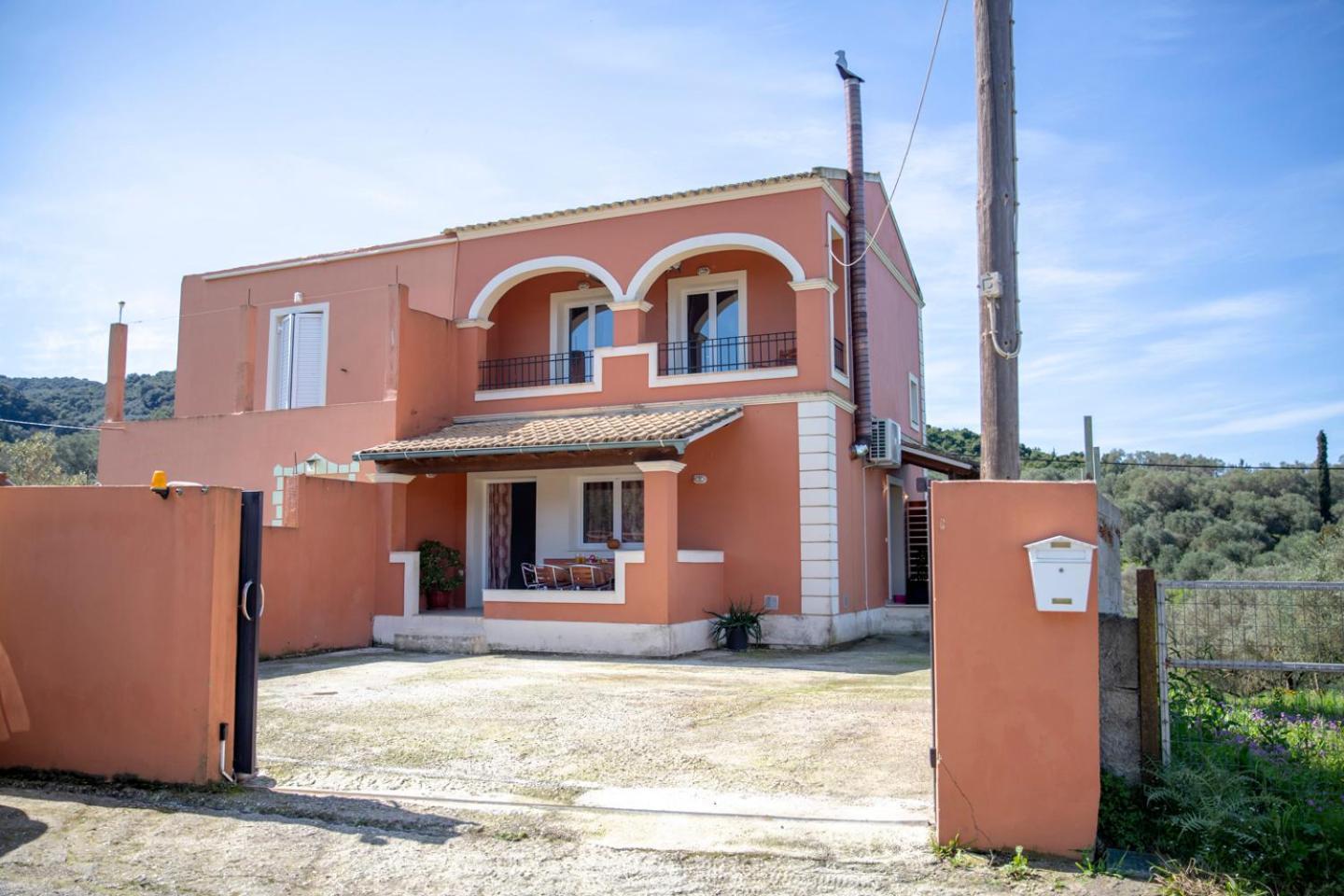 Markatis House With Views To Corfu East * Kato Spilaion