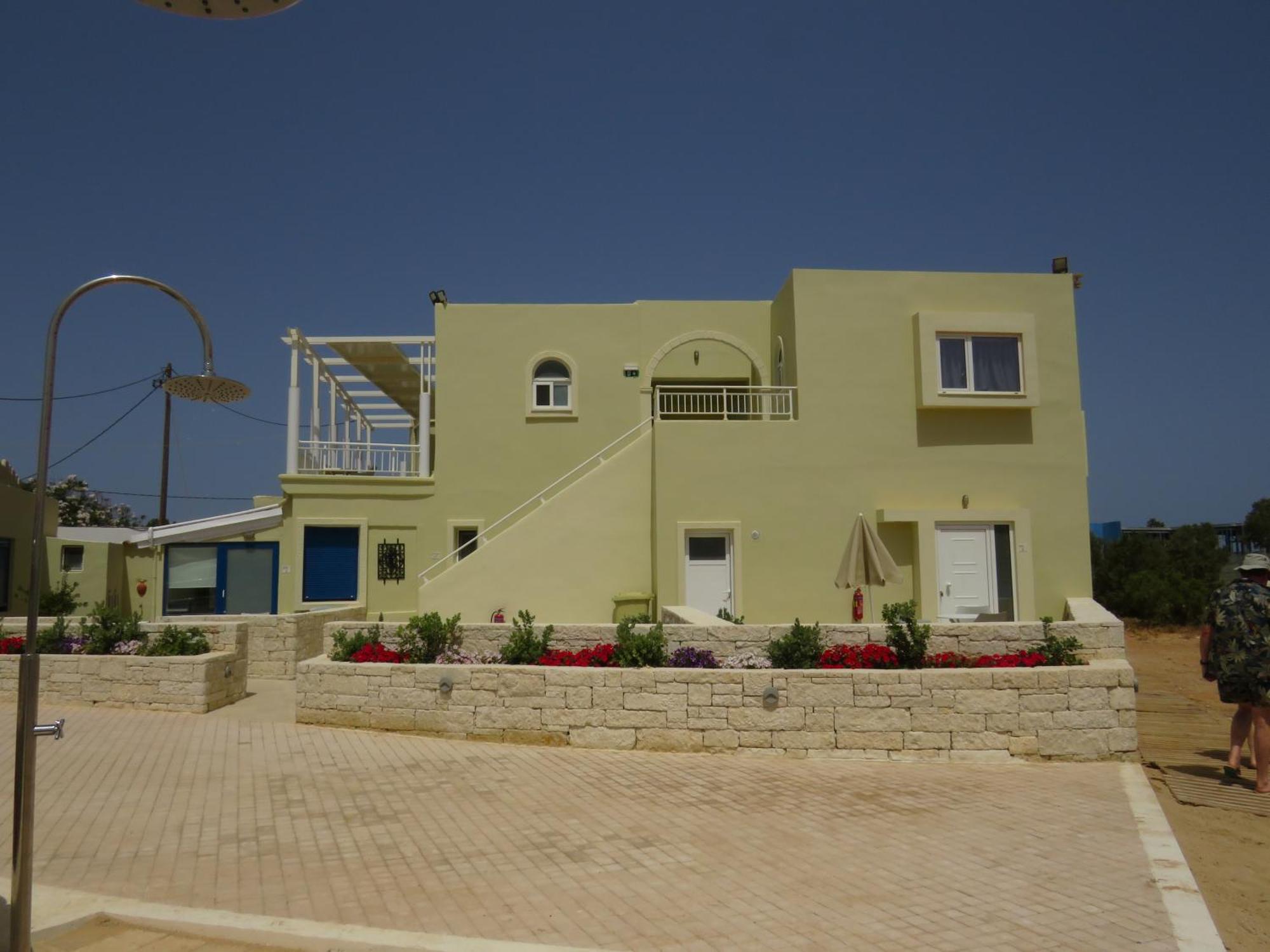 Blue Aparthotel 3*