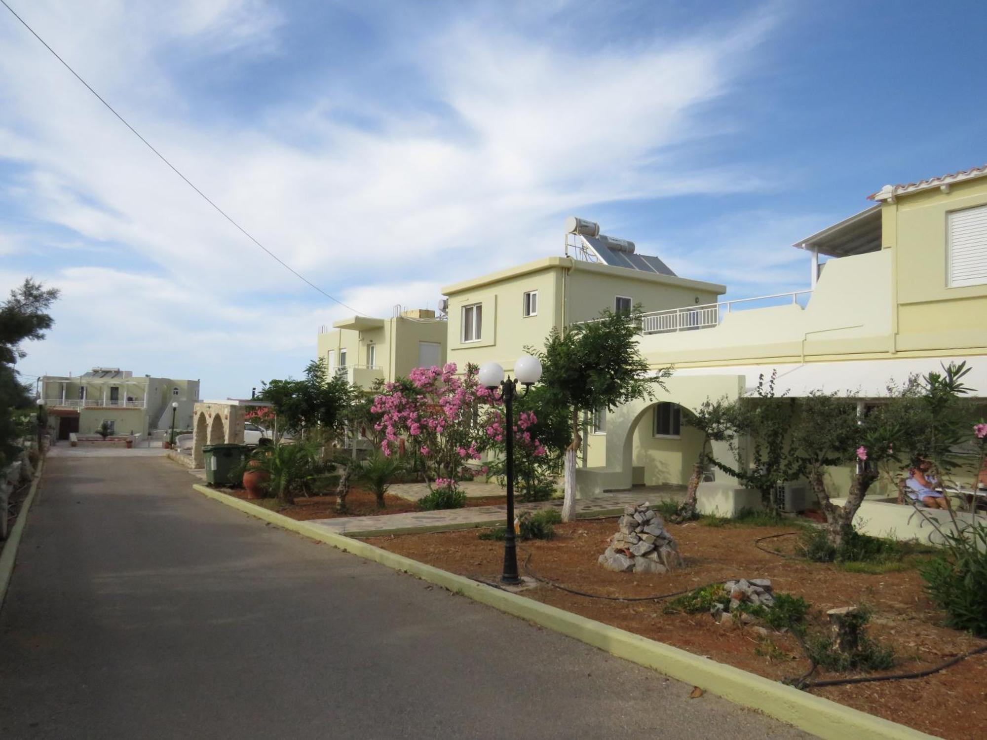 Blue 3* Stavros (Crete)