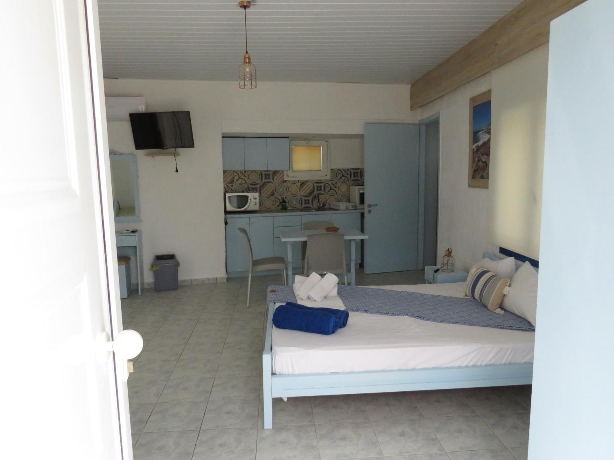 Blue Aparthotel