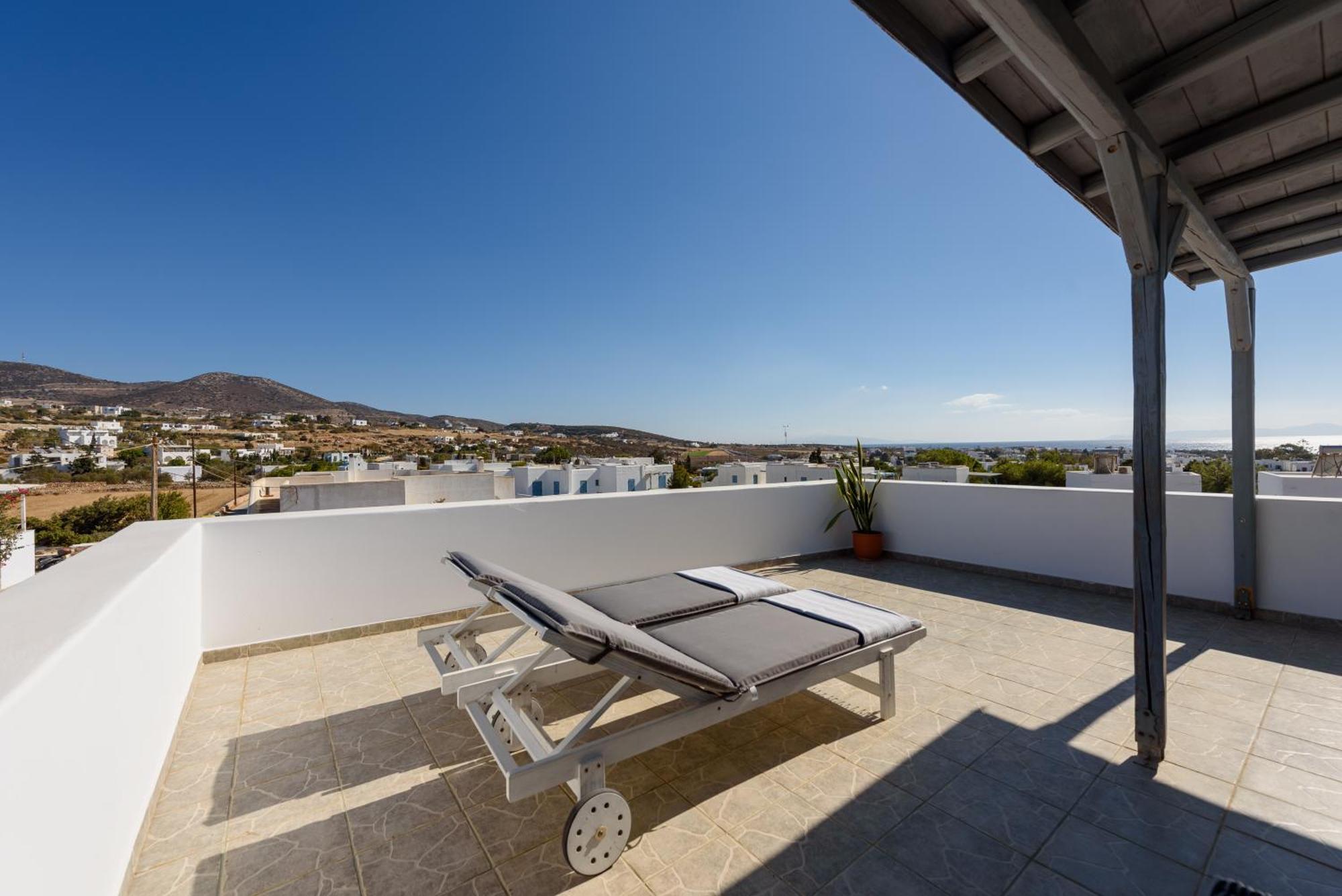 Anixis Paros Aparthotel Aliki (Paros)