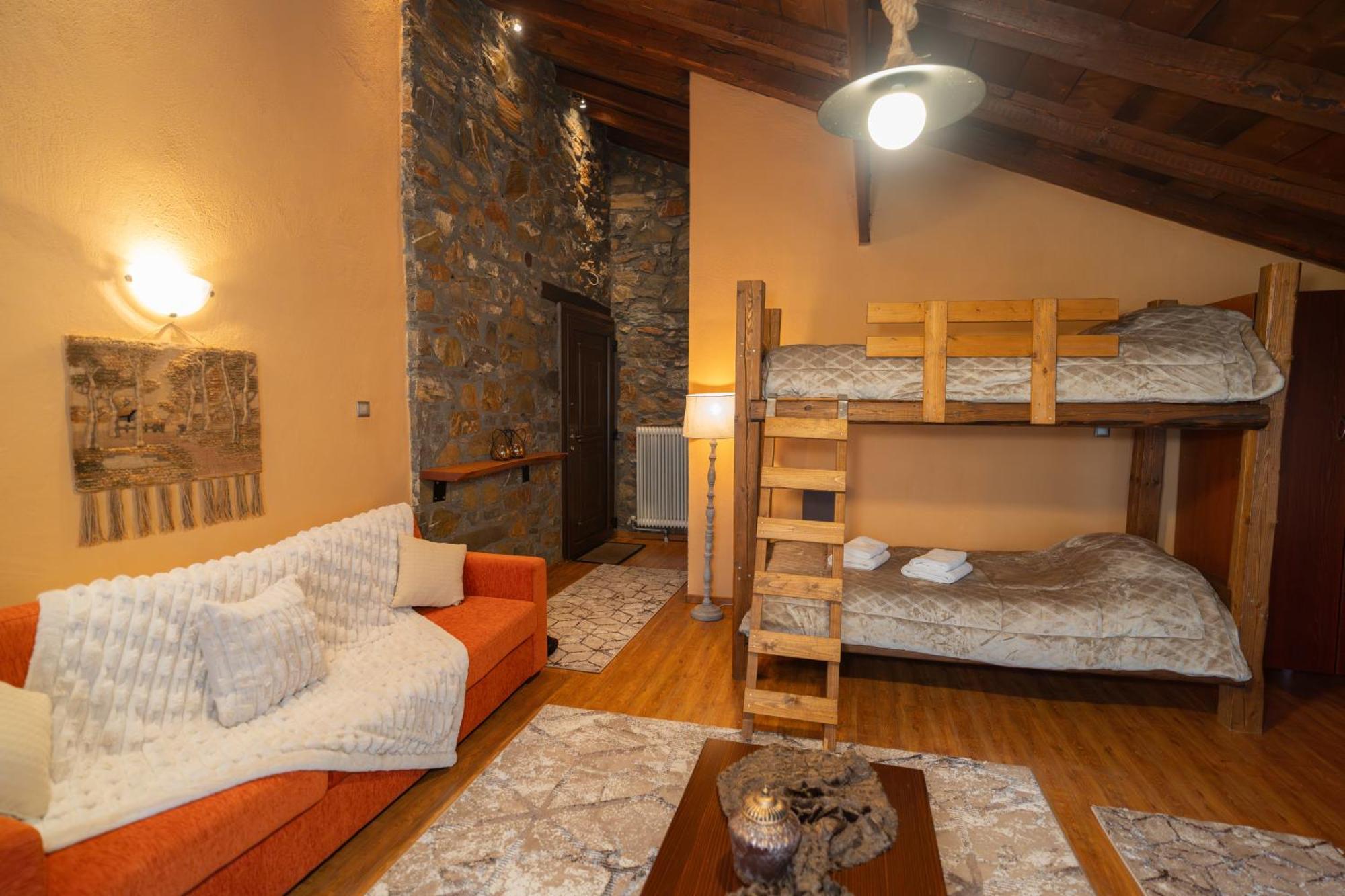 Remos Villas Apartment