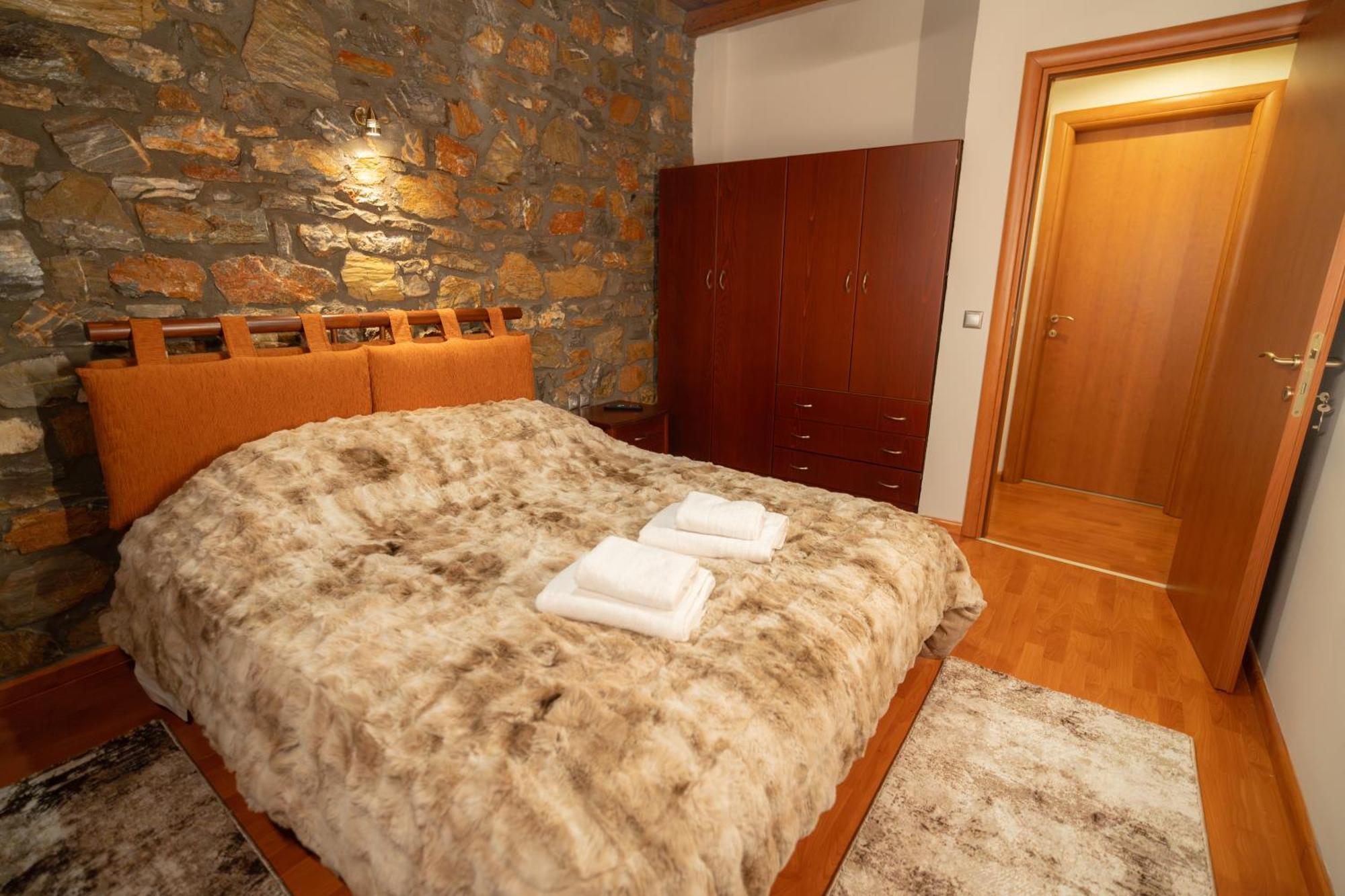 Apartment Remos Villas