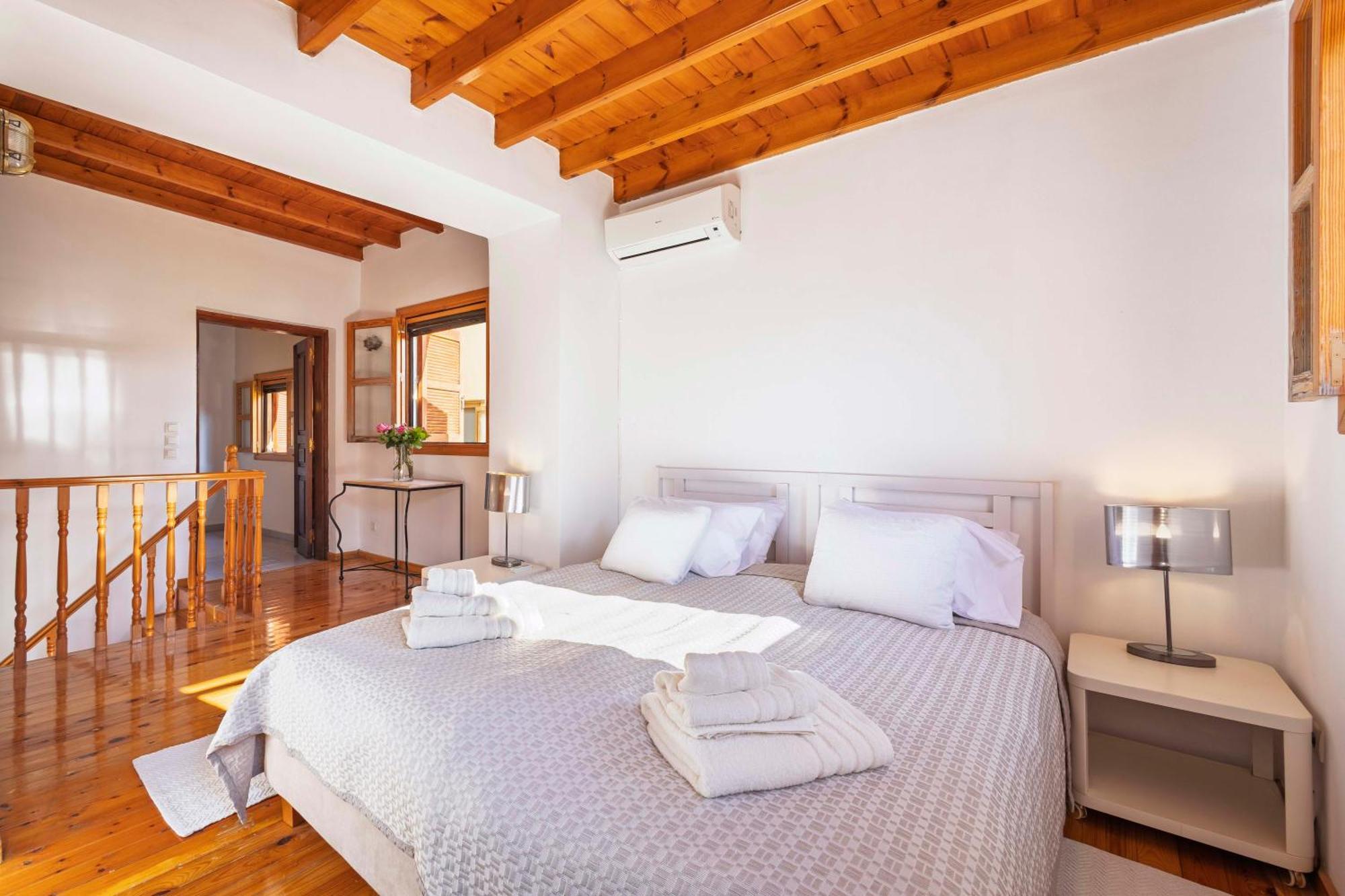 Maison Roxanne & Maisonette In Medieval By Rhodes4vacation